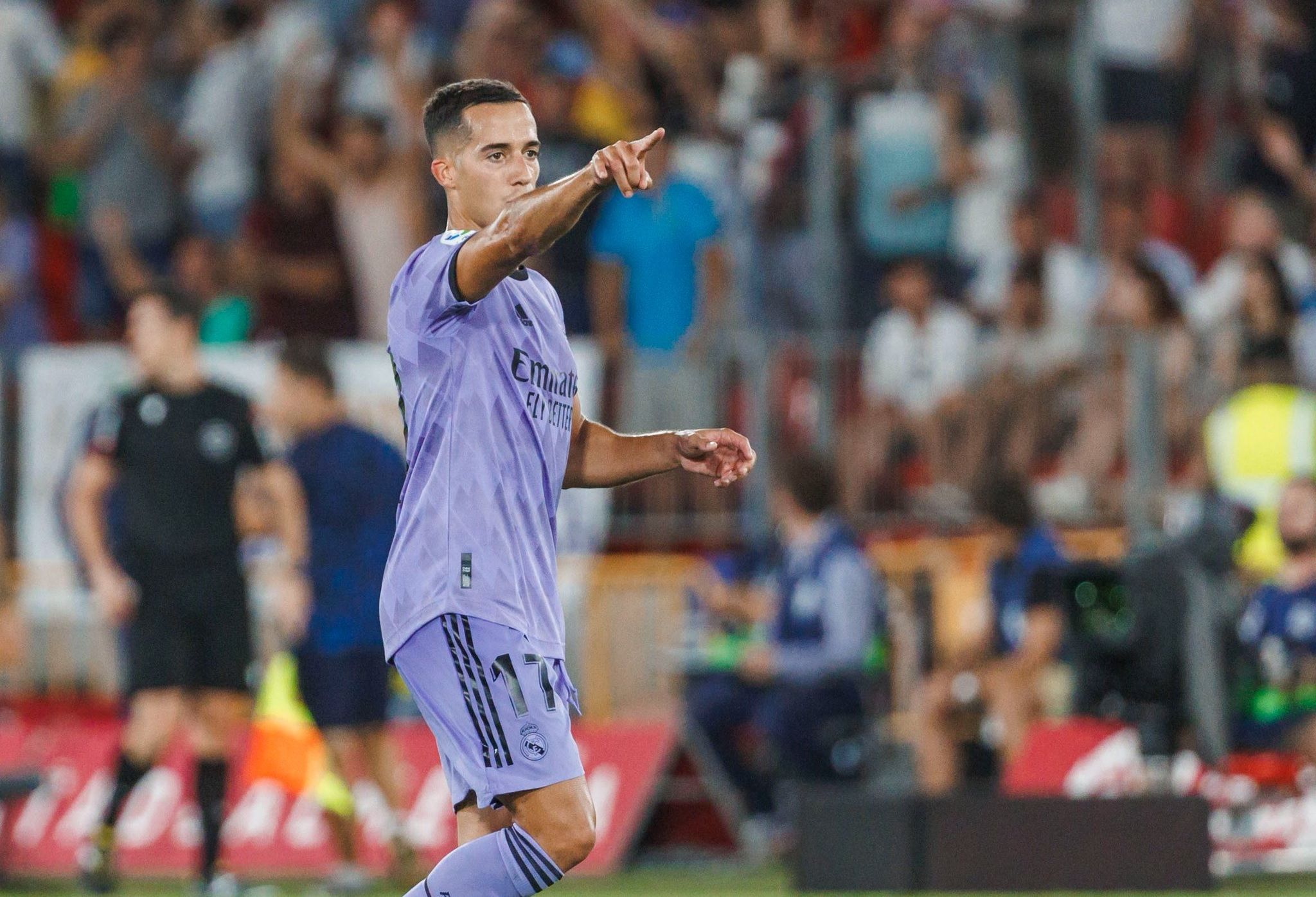 Lucas Vázquez celebra su gol en el Almería-Real Madrid.