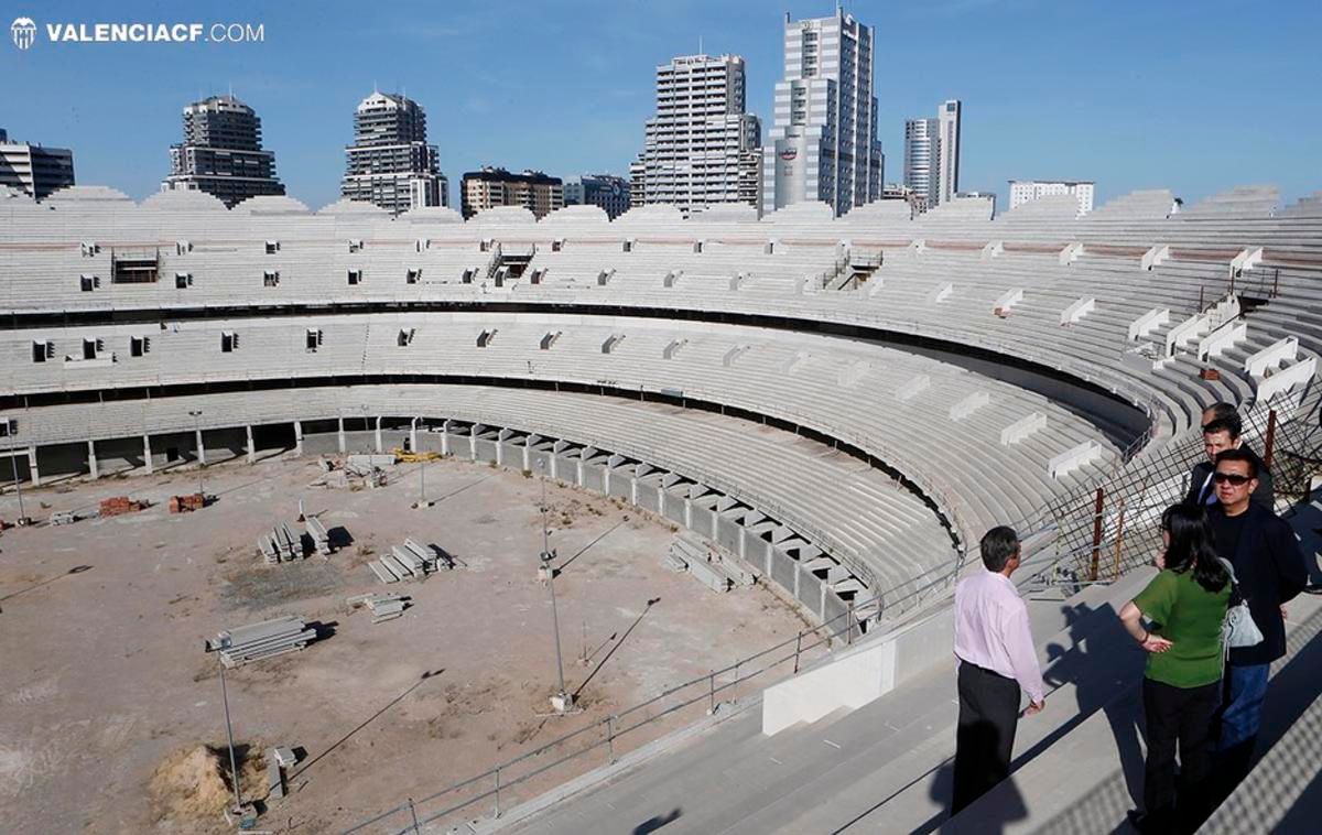  Nuevo Estadio del Valencia CF al que debe trasladarse tras la venta de Mestalla