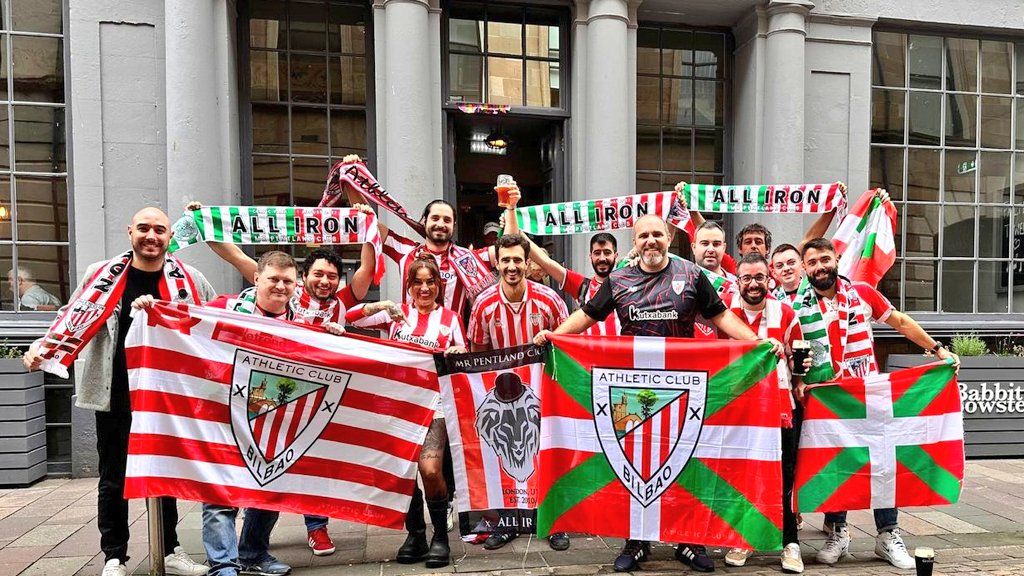  La Peña Mr. Pentland del Athletic Club se dejaba caer por Glasgow, Escocia.