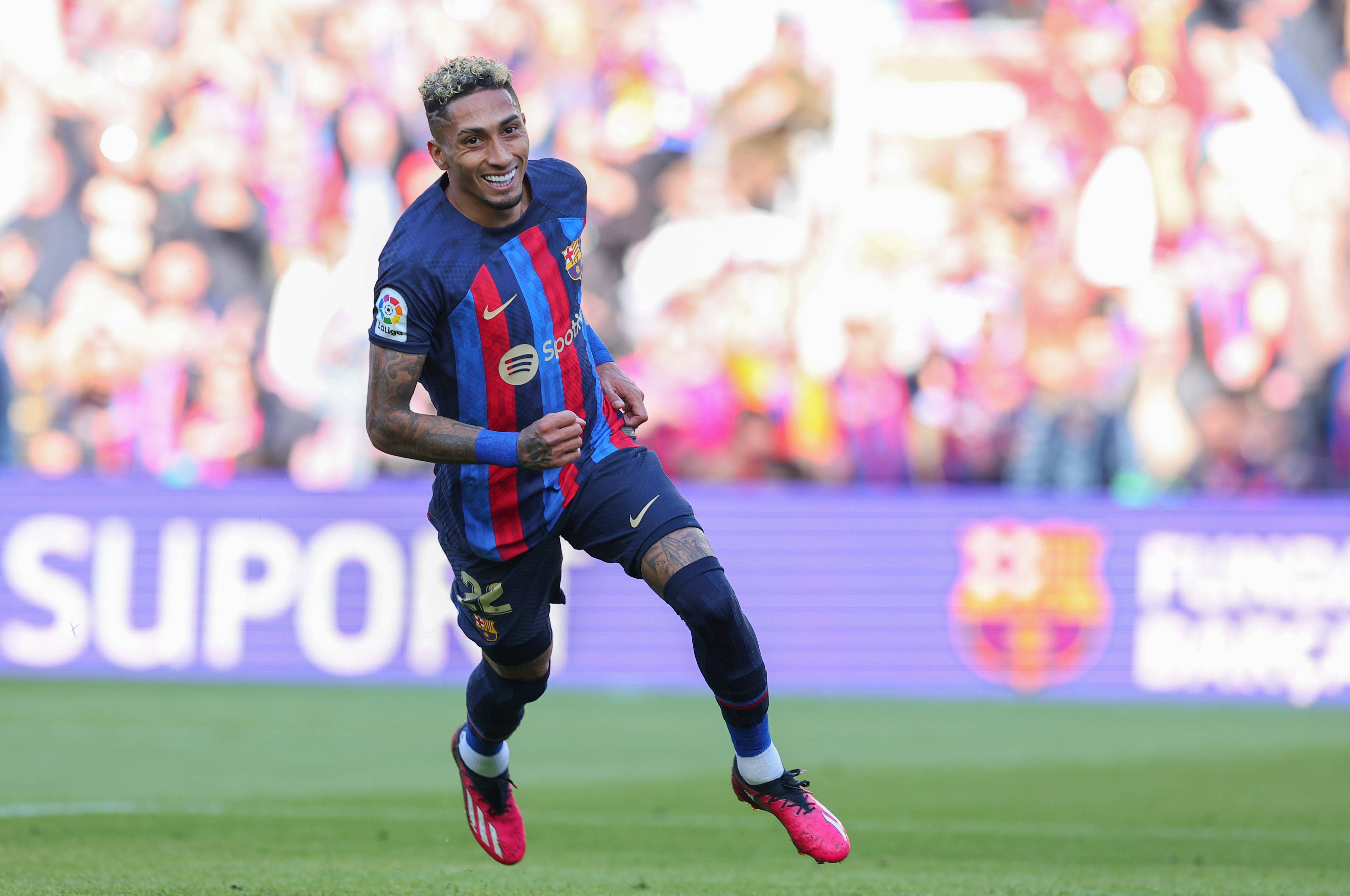  Raphinha celebra su gol en el Barça-Valencia.