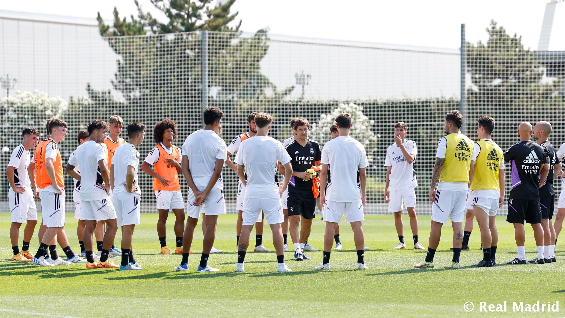  Raúl González, durante un entrenamiento del Castilla.