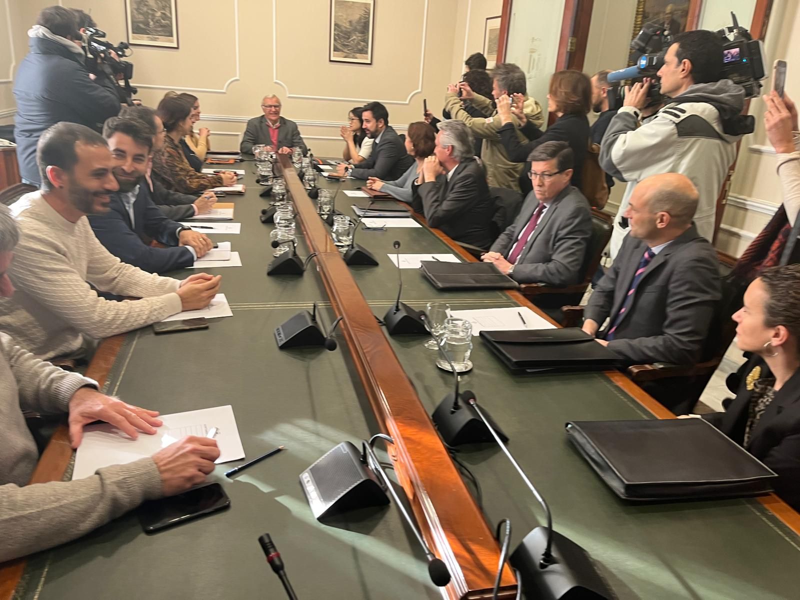  Reunión entre el Valencia CF y el Ayuntamiento por el Nou Mestalla