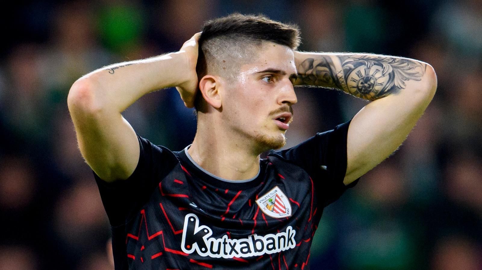  Oihan Sancet alucina ante en el partido frente al Real Betis en el Benito Villamarín.