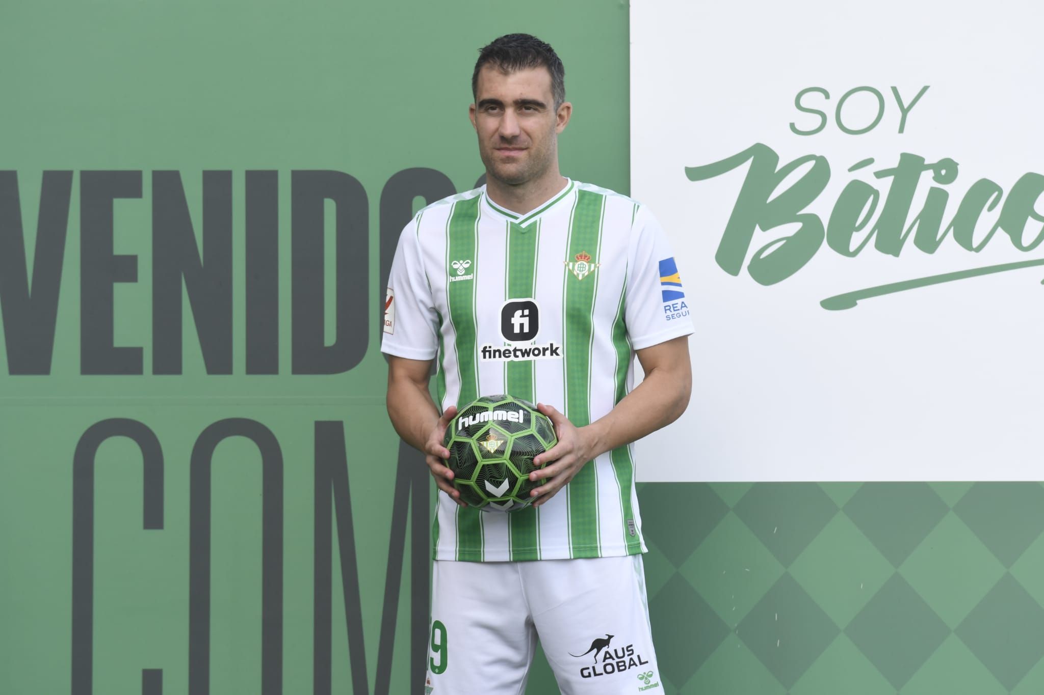  Sokratis, en su presentación