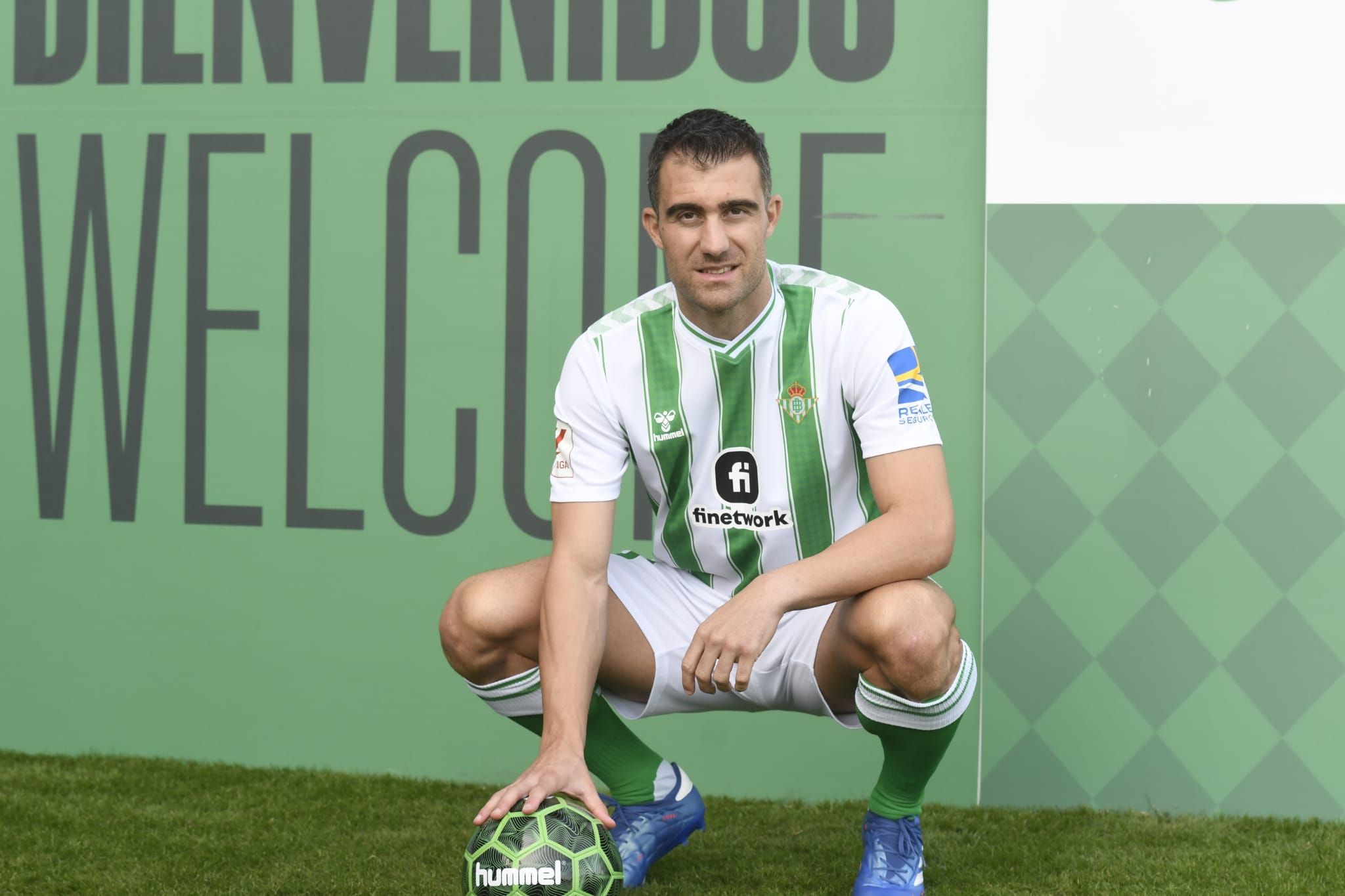  Sokratis, en su presentación