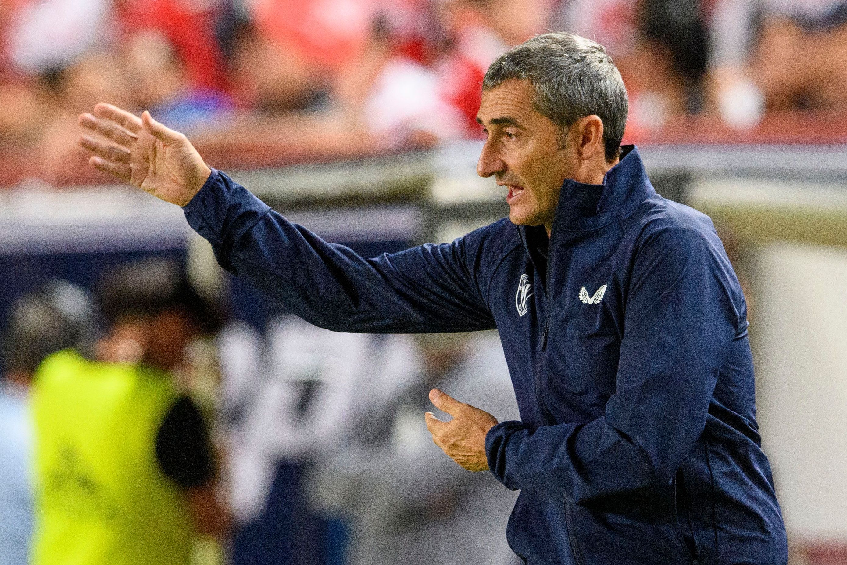 Gesto del entrenador Ernesto Valverde en el partido ante el Celta de Vigo.