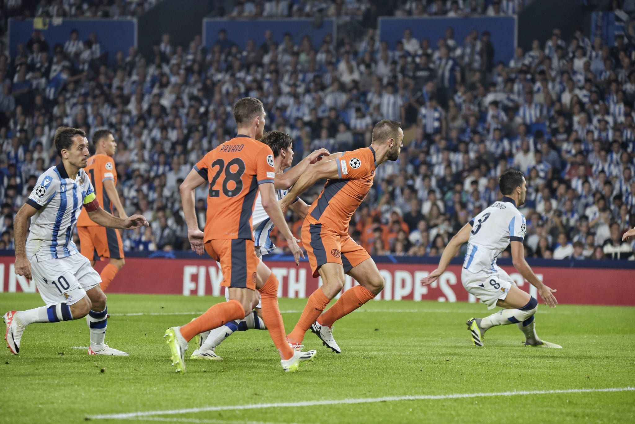 Acción polémica de Le Normand con De Vrij.