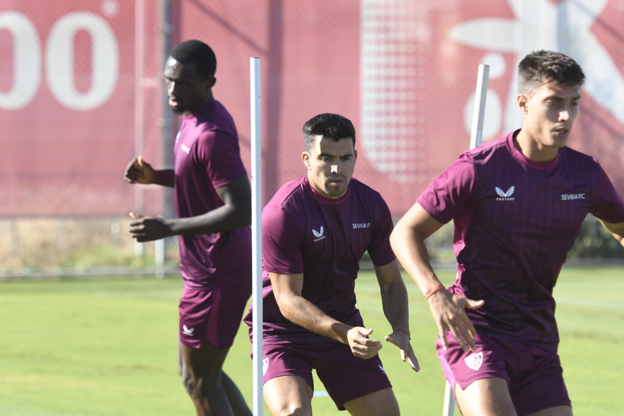  Acuña, en un entrenamiento de esta temporada.