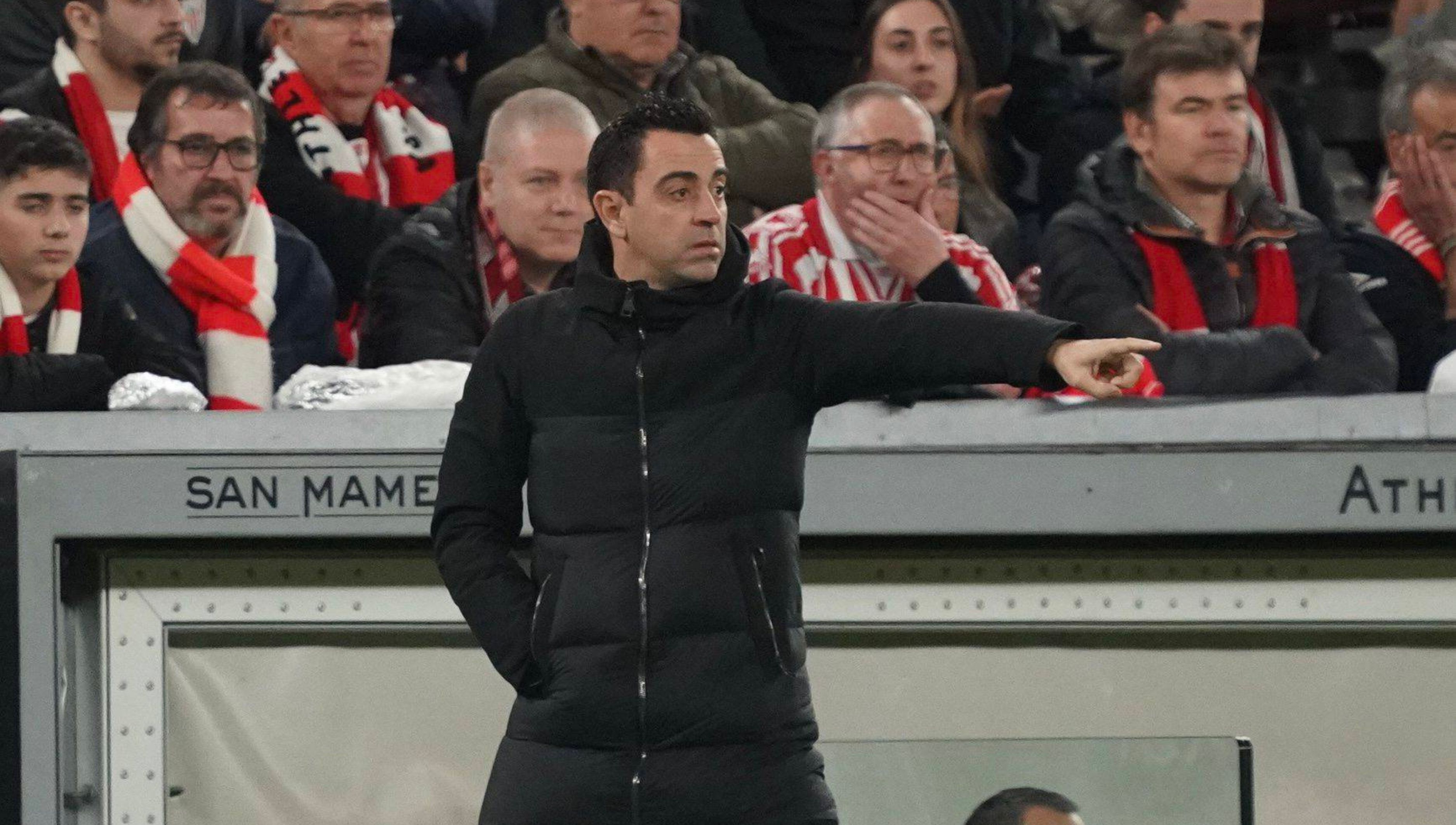 Xavi Hernández durante el partido de Copa del Rey en San Mamés.
