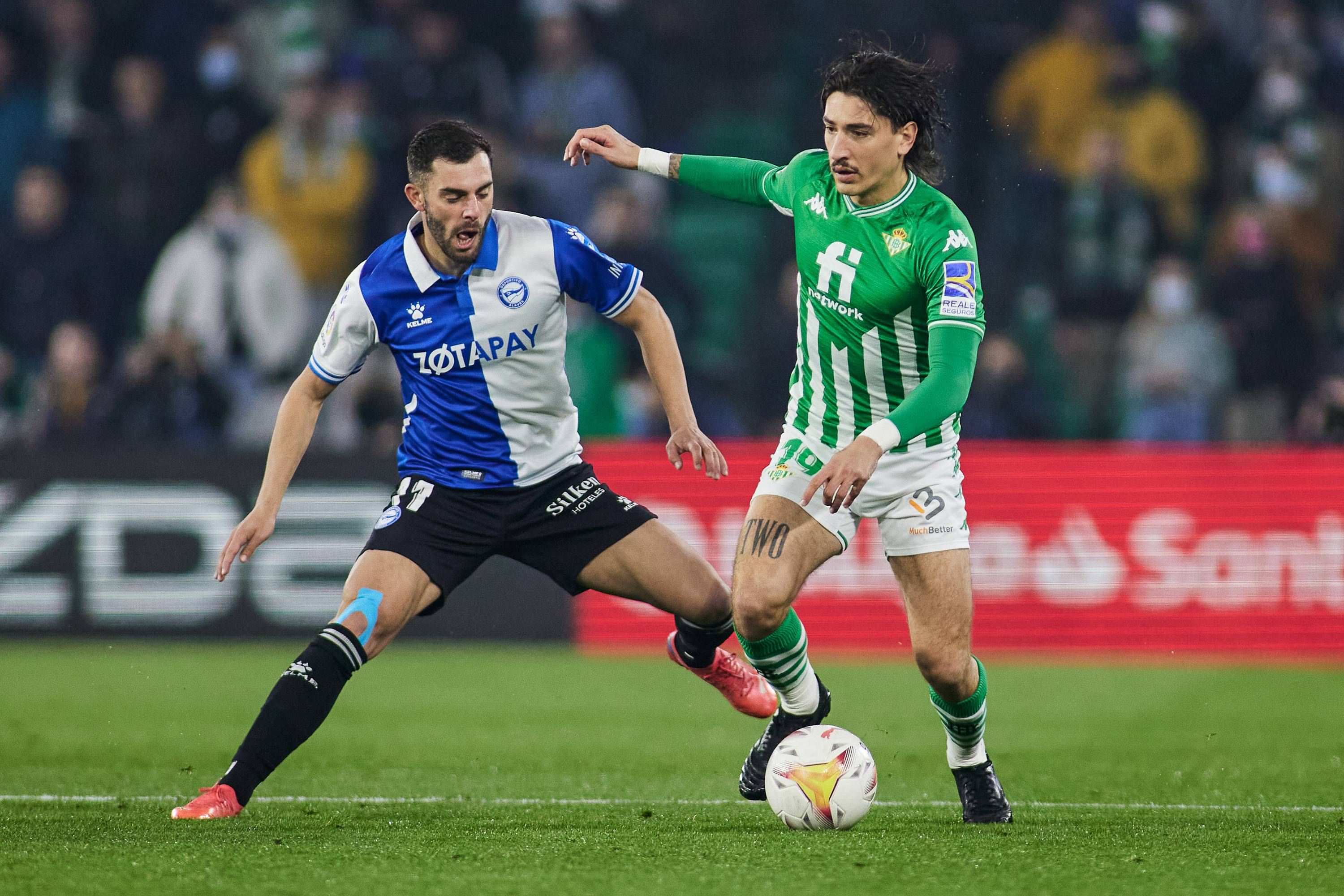 Luis Rioja, jugando contra el Betis.