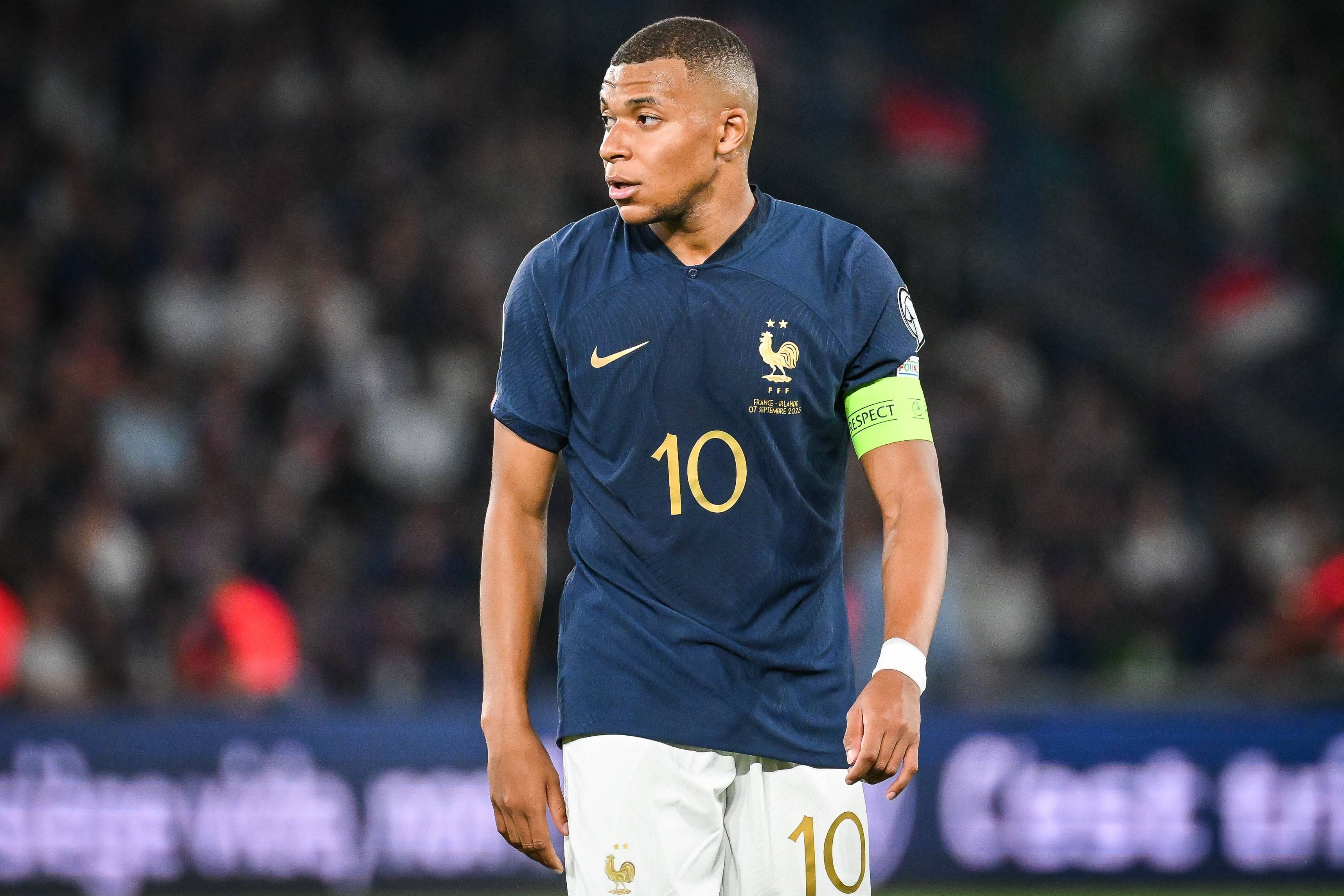  Kylian Mbappé, en un partido con Francia.