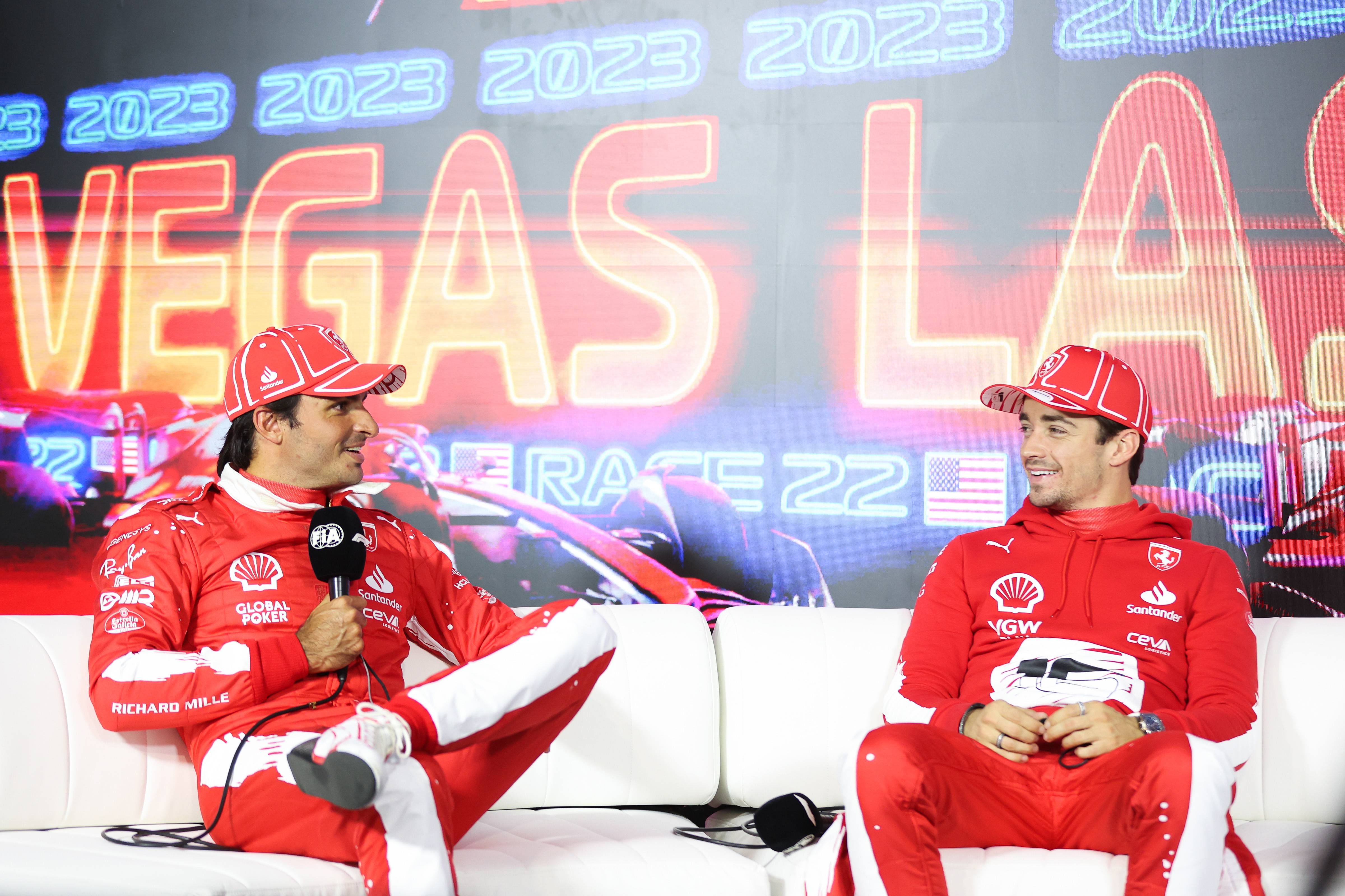 Carlos Sainz y Charles Leclerc. en el GP de Las Vegas.