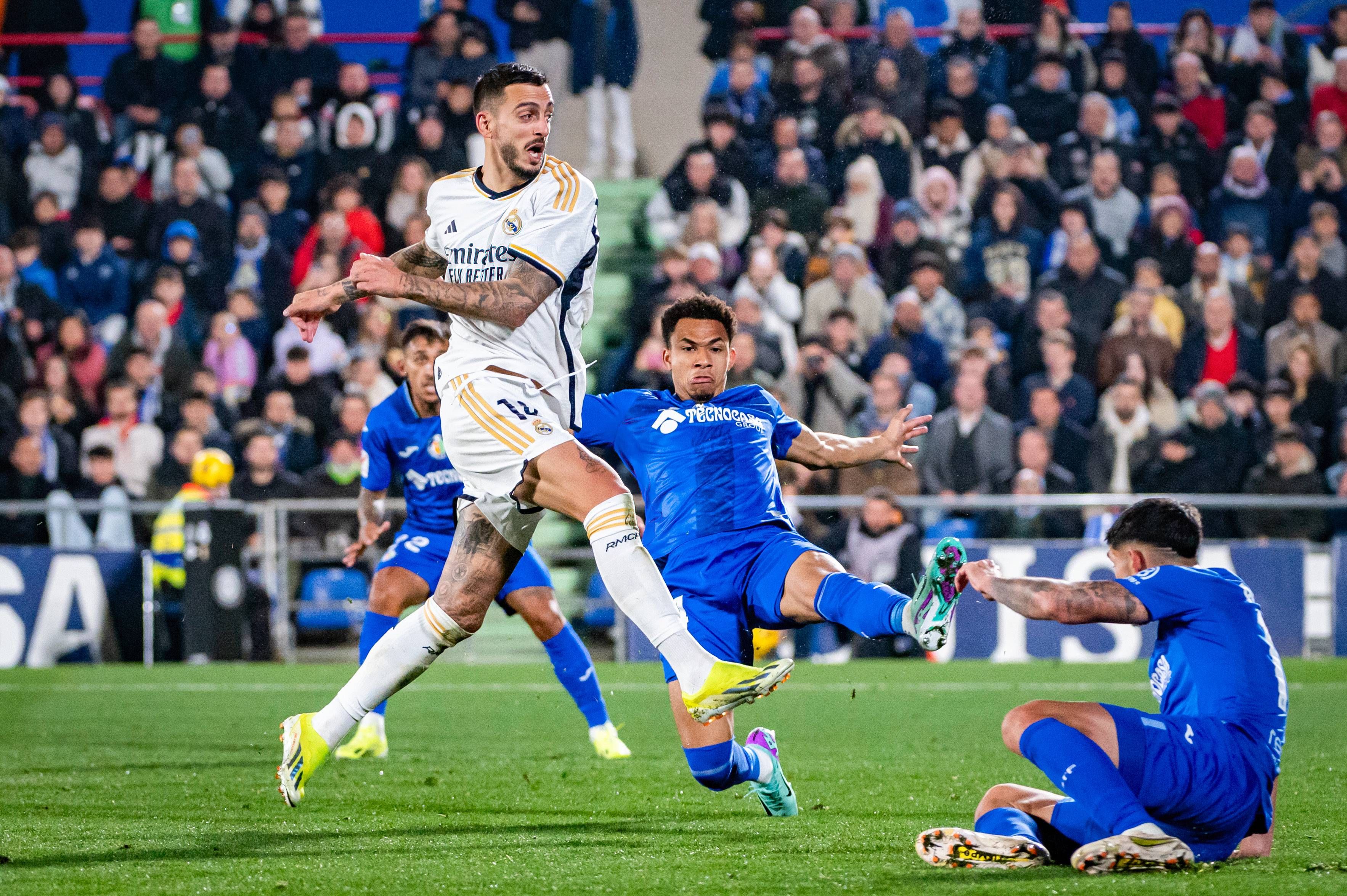 Joselu en un acción frente al Getafe Foto: Cordon Press