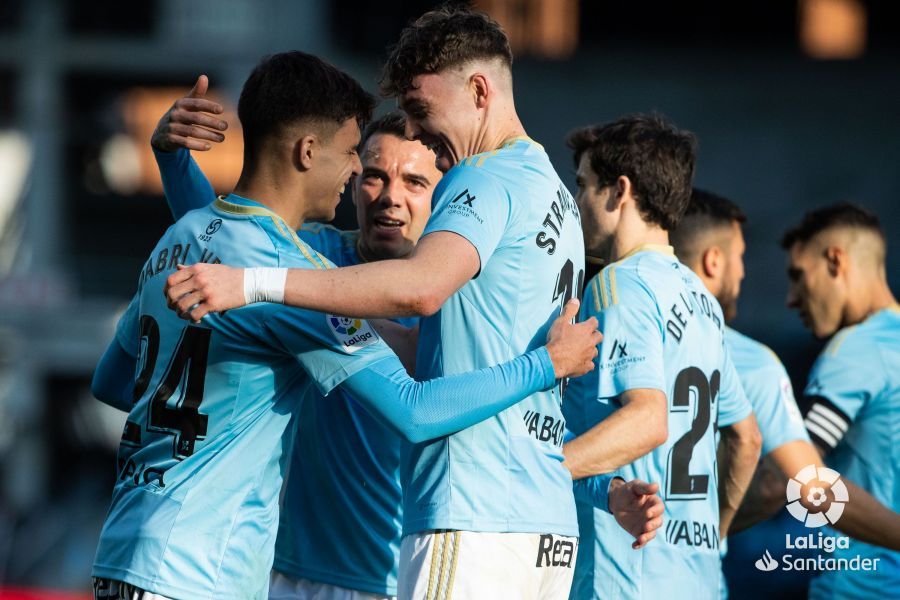  Celebración del segundo gol de Gabri Veiga en el Celta - Real Valladolid.