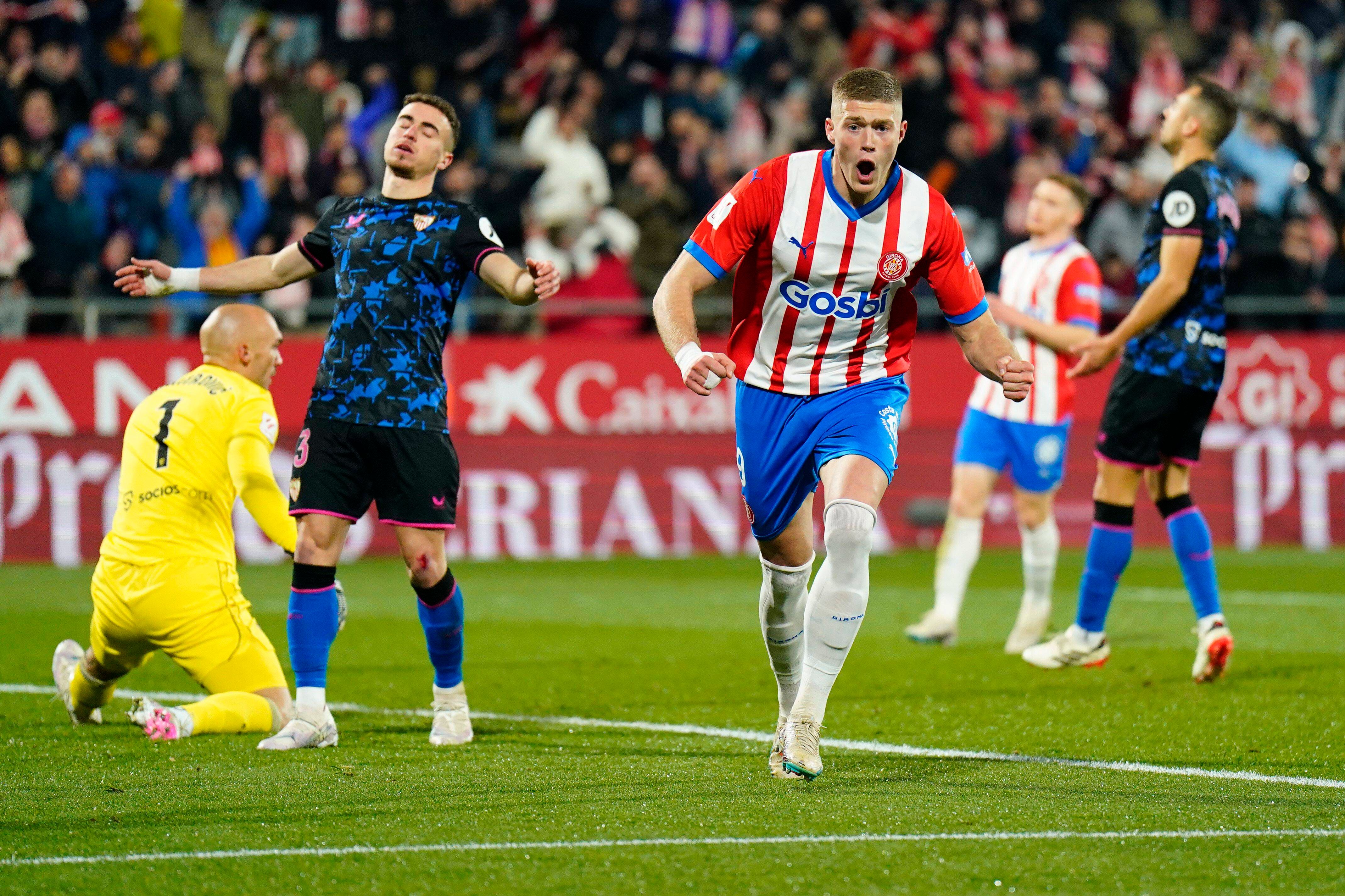  Celebración de un tanto del Girona ante el Sevilla.