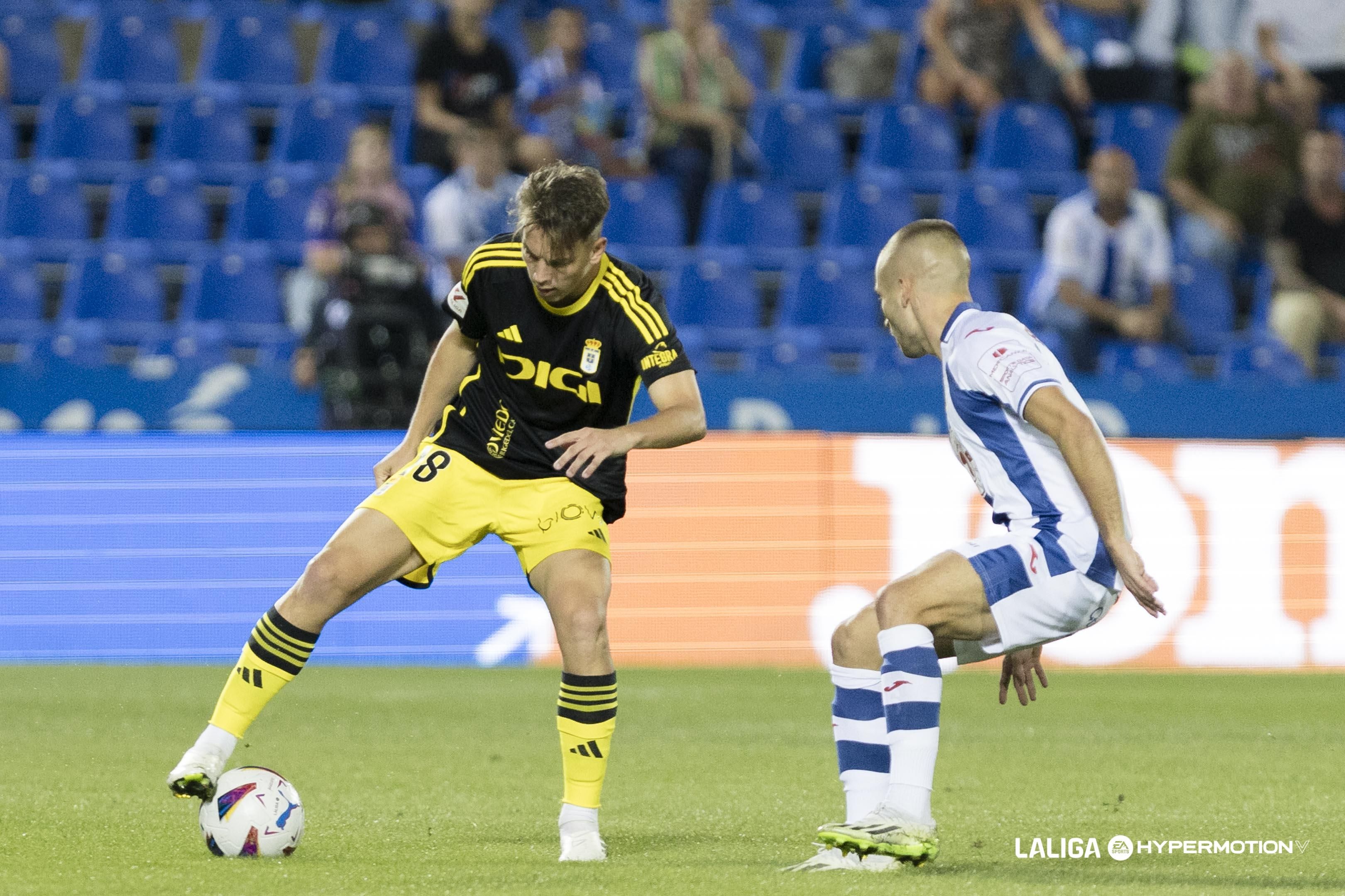 Paulino en el Leganés - Oviedo.