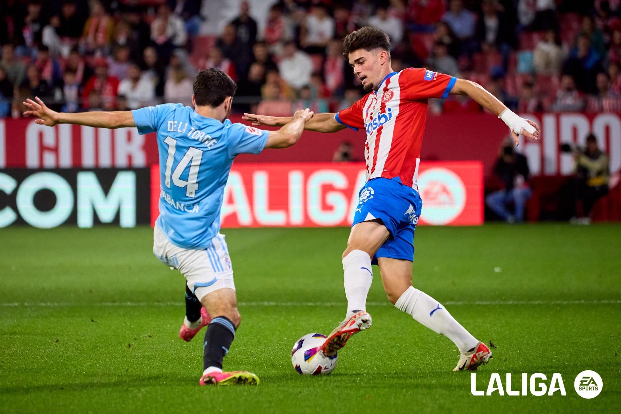  Luca de la Torre encima a Blind.