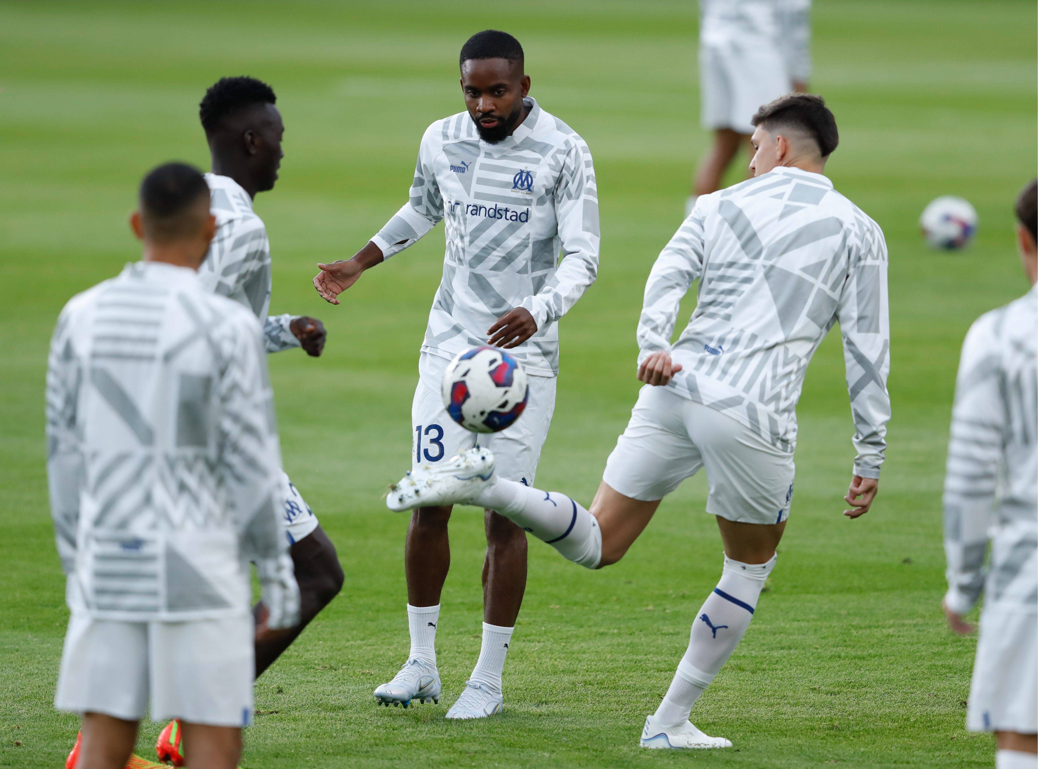  Bakambu, en su etapa en el Olympique de Marsella.