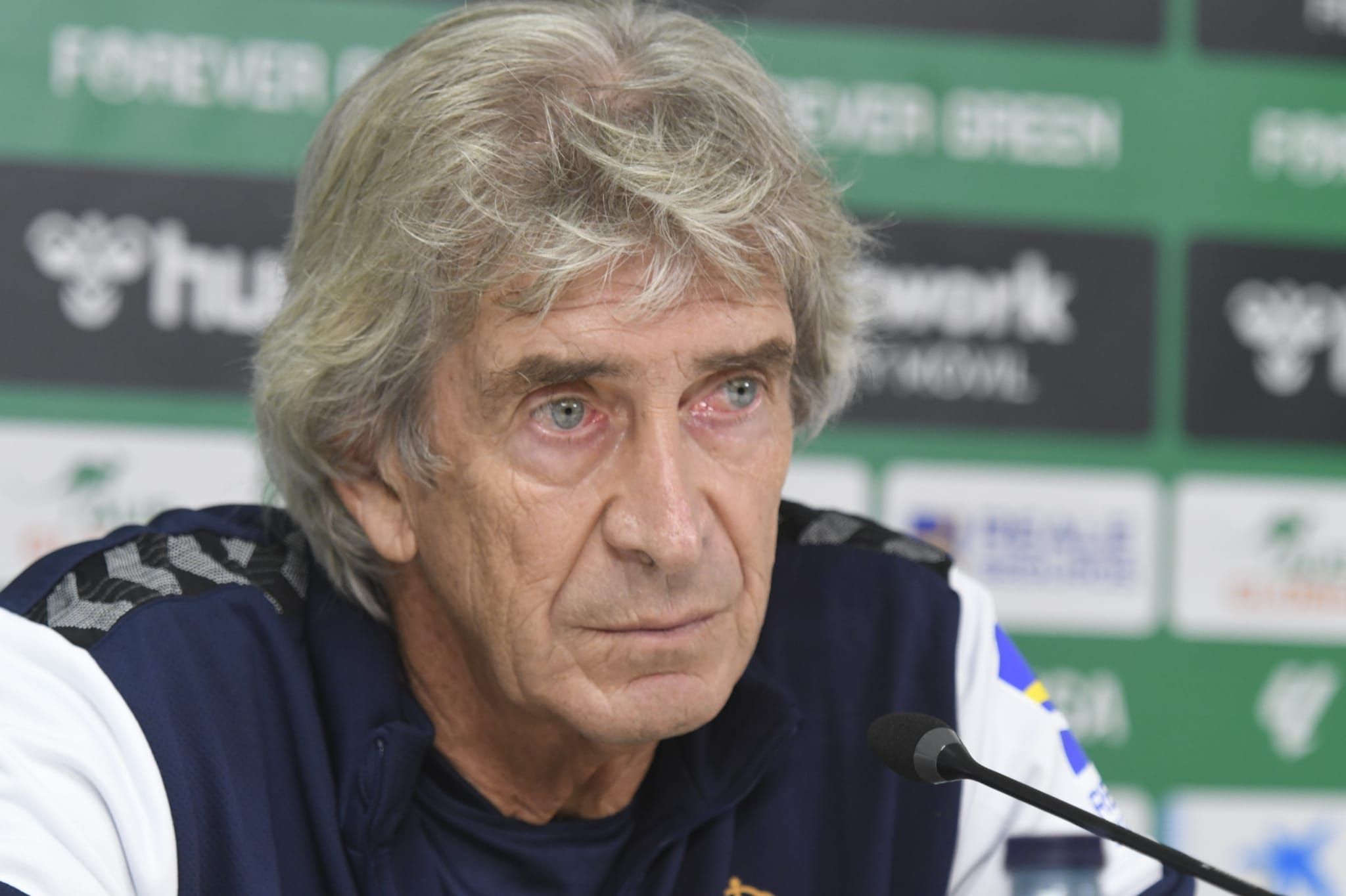  Manuel Pellegrini, en sala de prensa.