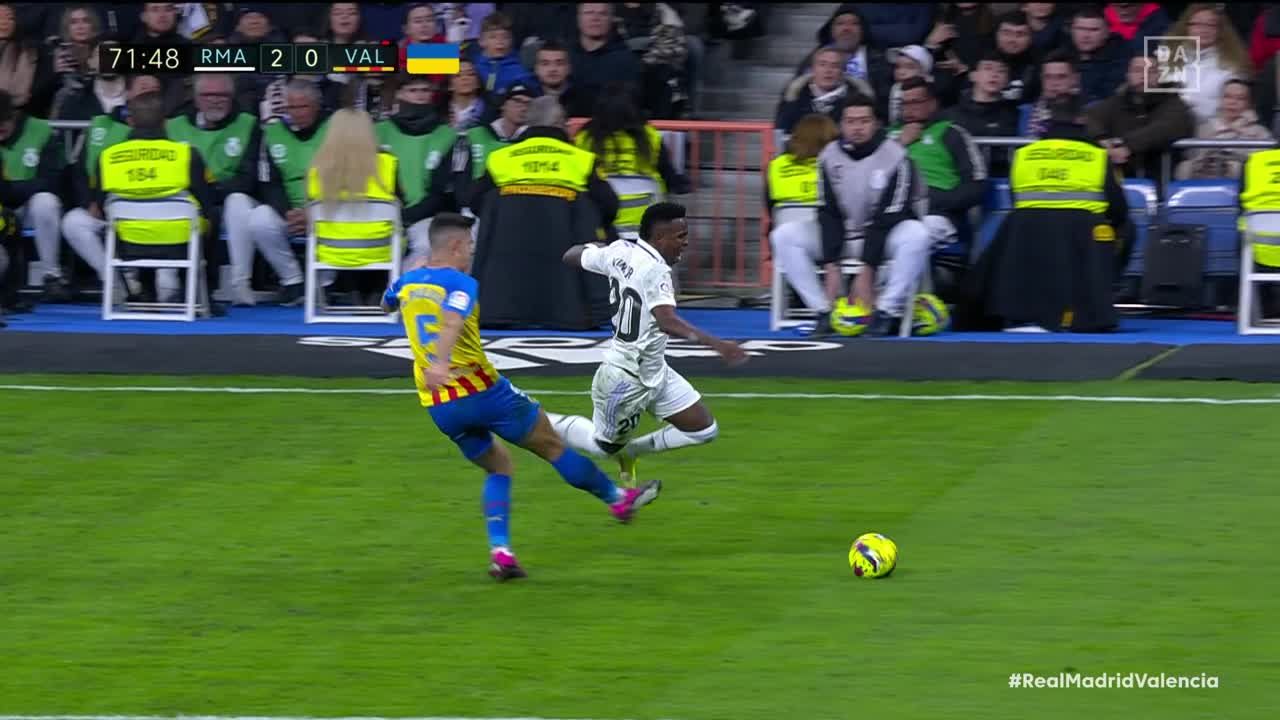  A Gabriel Paulista se le va la cabeza y se perderá la final en Girona