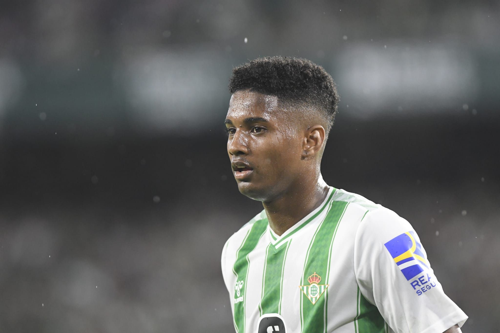 Abner Vinicius, ante el Rayo (Foto. Kiko Hurtado)