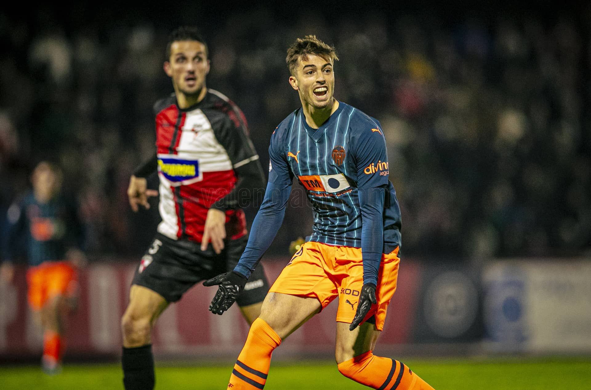 Alberto Marí, ante el Arosa SC.