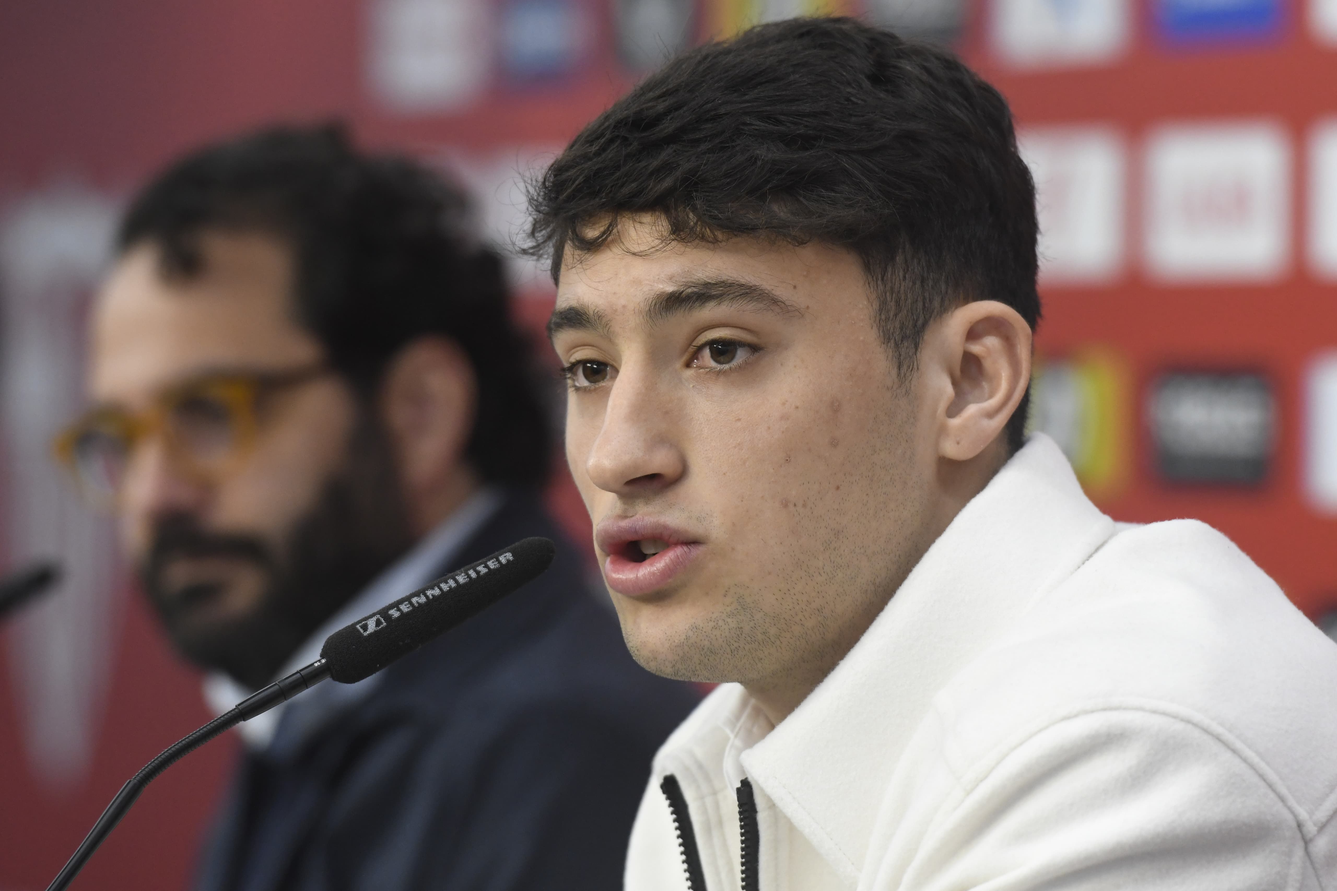 Alejo Véliz, en su presentación con el Sevilla FC