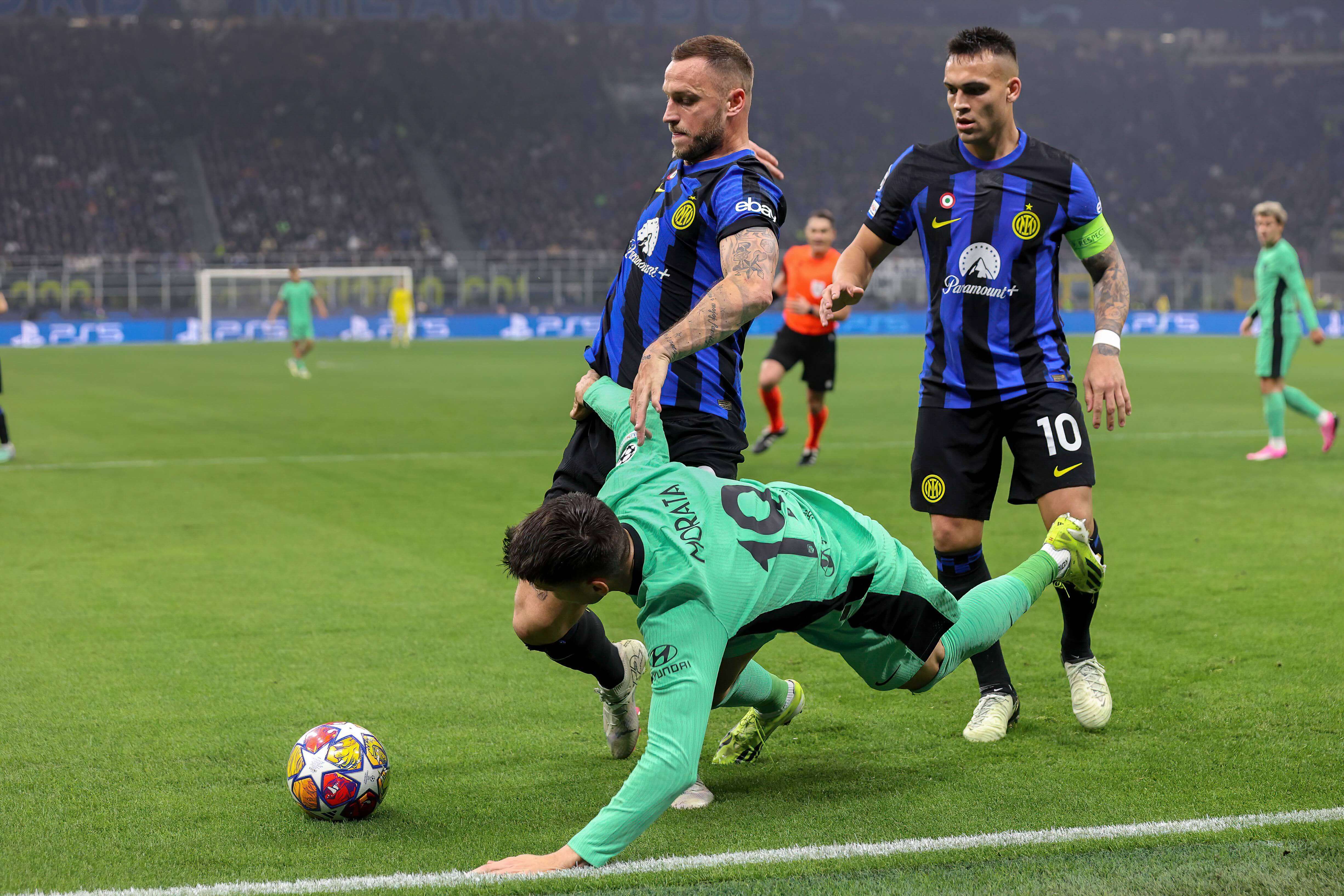 Álvaro Morata en el partido de Champions ante el Inter de Milán.