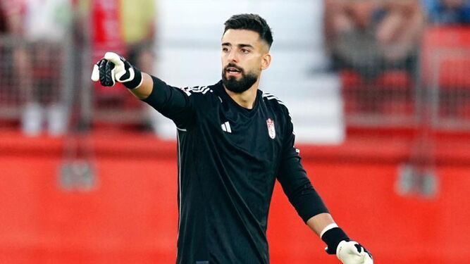André Ferreira durante un partido con el Granada CF