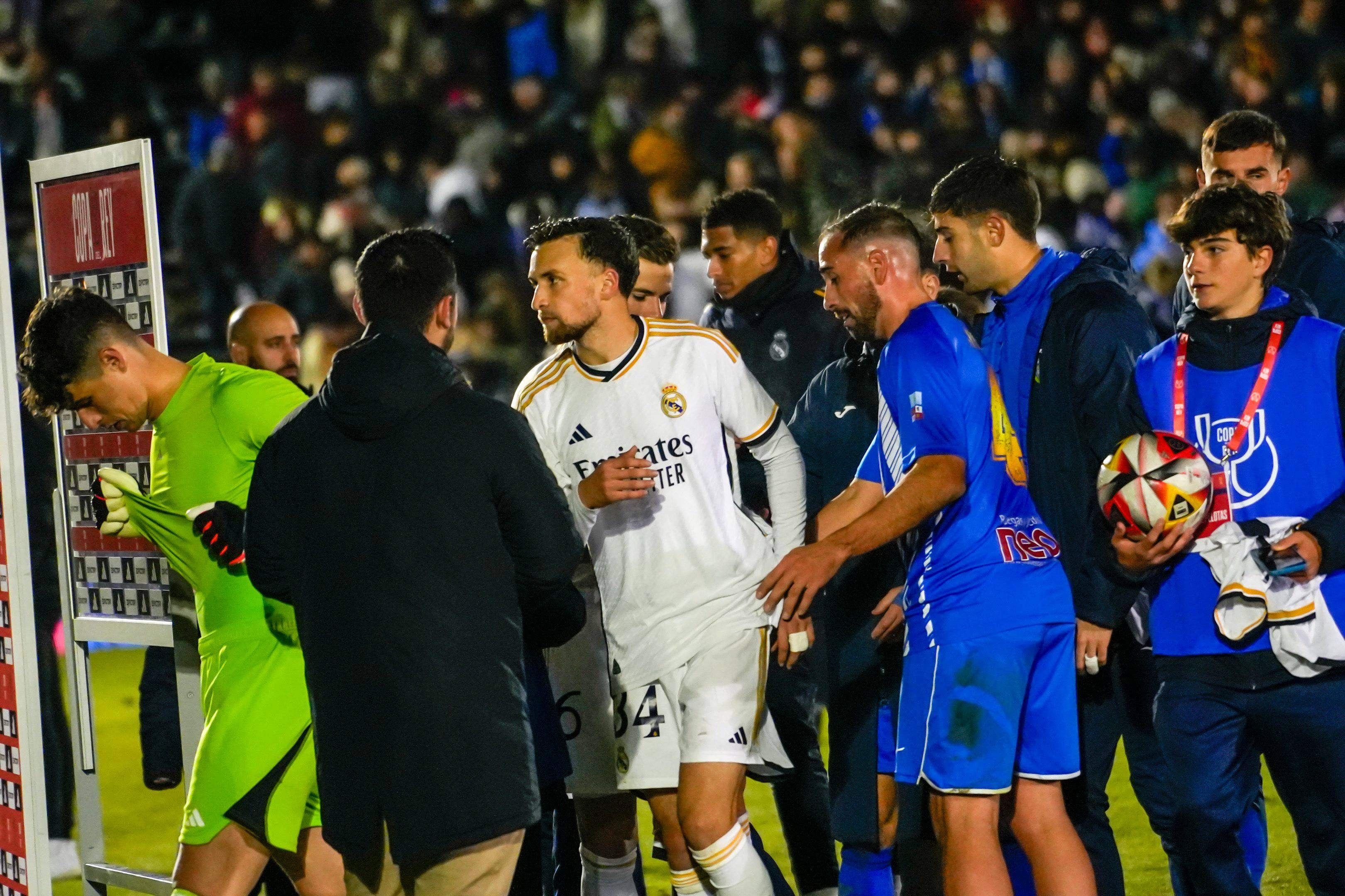 Álvaro Carrillo se retira del Arandina-Real Madrid.