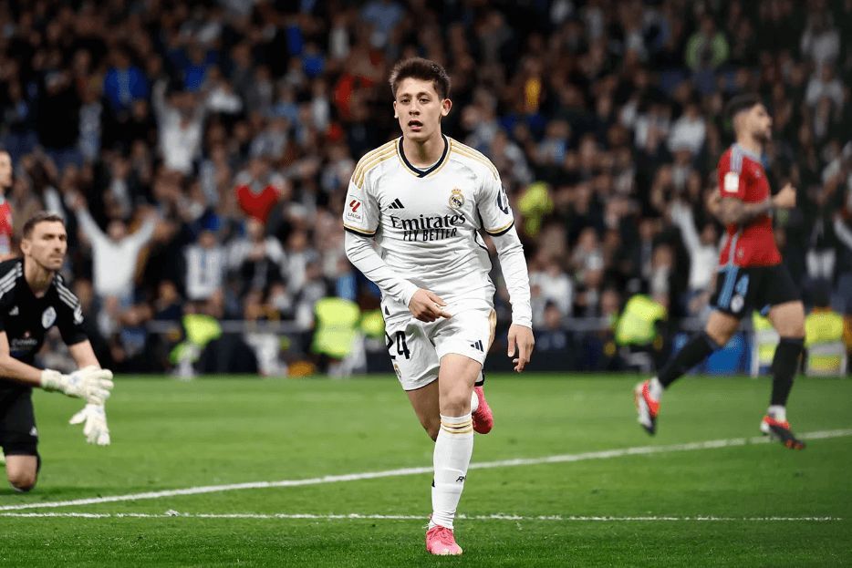  Arda Güler celebrando su gol en el Real Madrid-Celta.