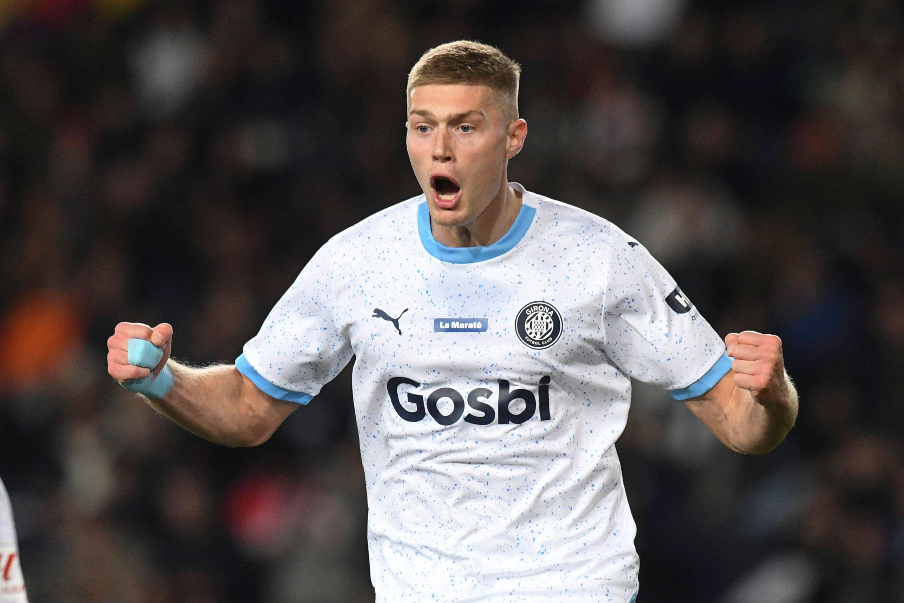  Artem Dovbyk celebra su gol en el Barcelona-Girona.