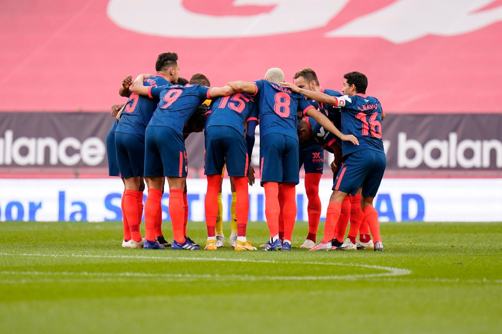 Equipo titular del Sevilla en San Mamés..