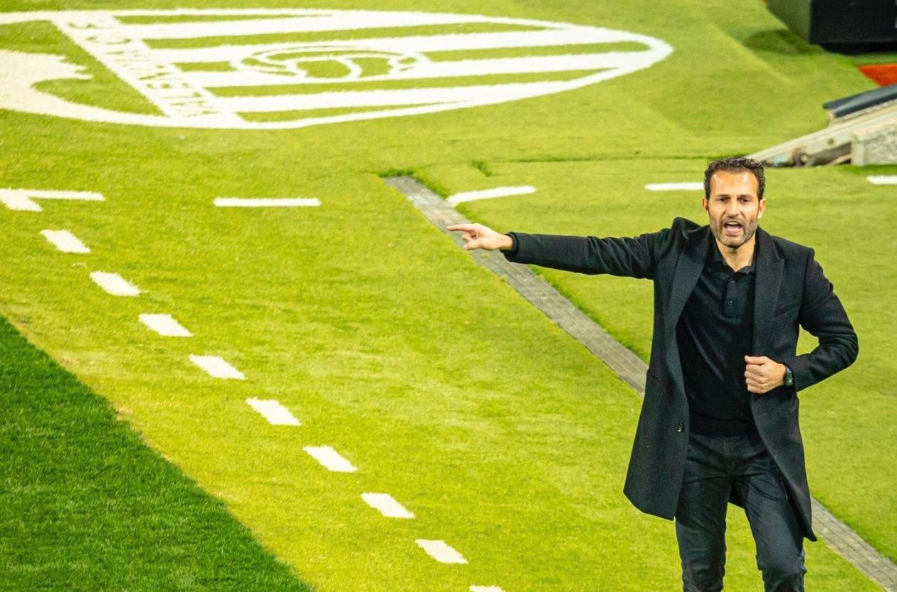 Baraja guía al pueblo