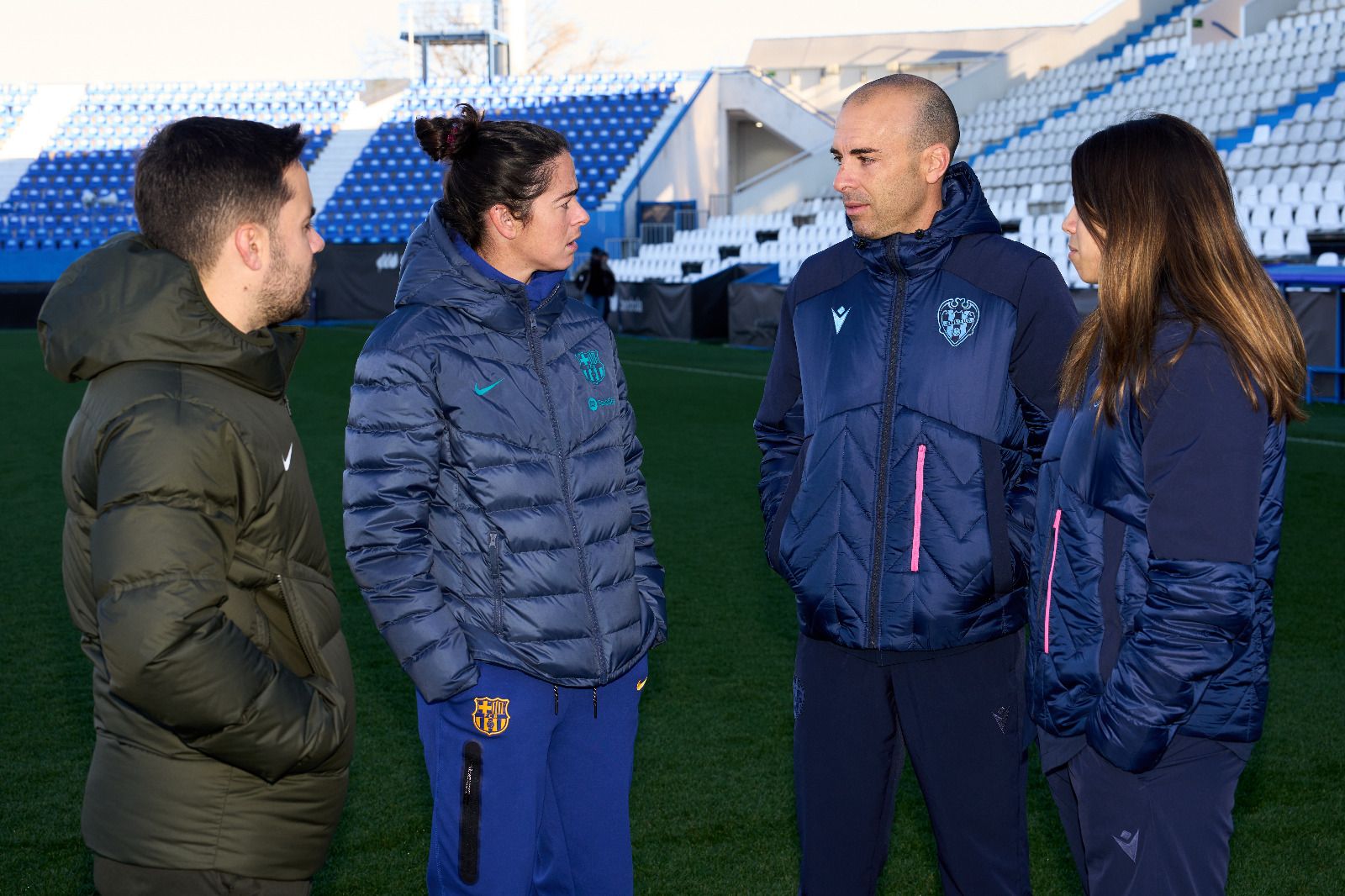  Barcelona-Levante, el primer título en juego