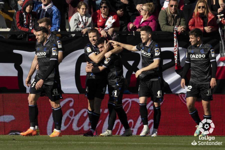 Ander Barrenetxea celebra su gol al Rayo Vallecano.