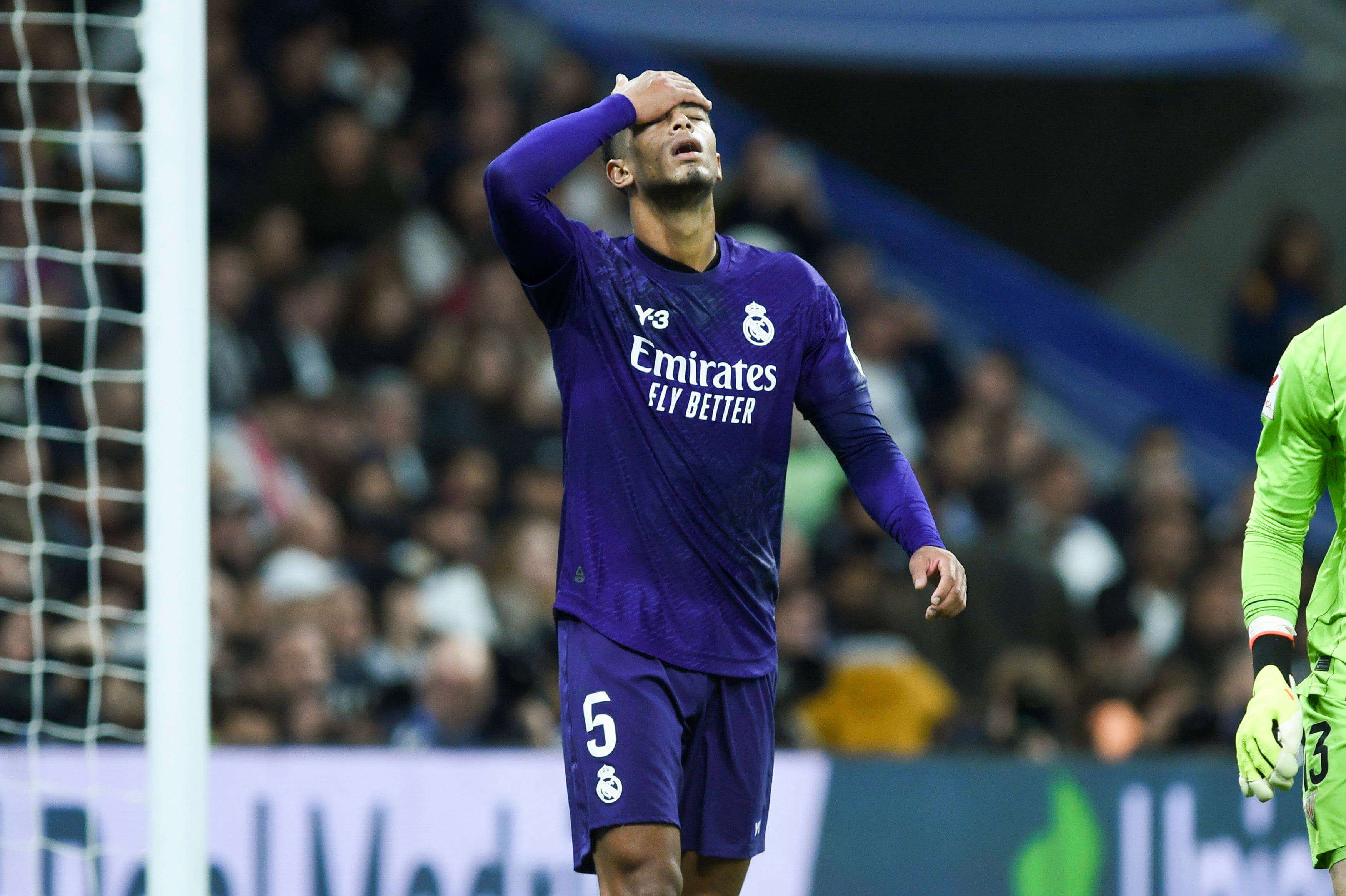  Jude Bellingham se lamenta durante el Real Madrid-Athletic.