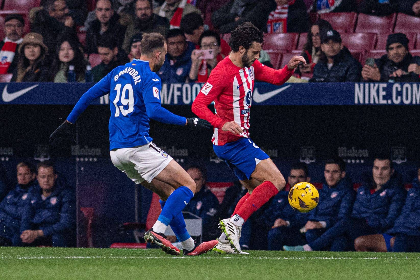 Borja Mayoral durante el choque en el Metropolitano (Cordon Press)