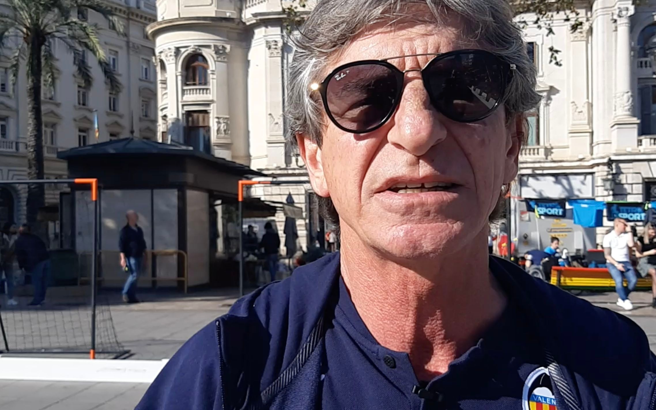 Bossio es el entrenador y coordinador de la Escuela de Fútbol en Silla