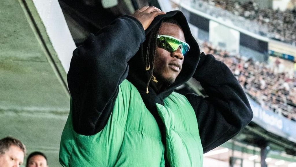  Camavinga y su look en el partido jugado en el Bernabéu.