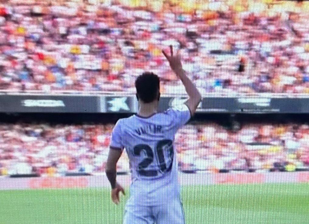 Capturas de televisión de Vinícius en Mestallal