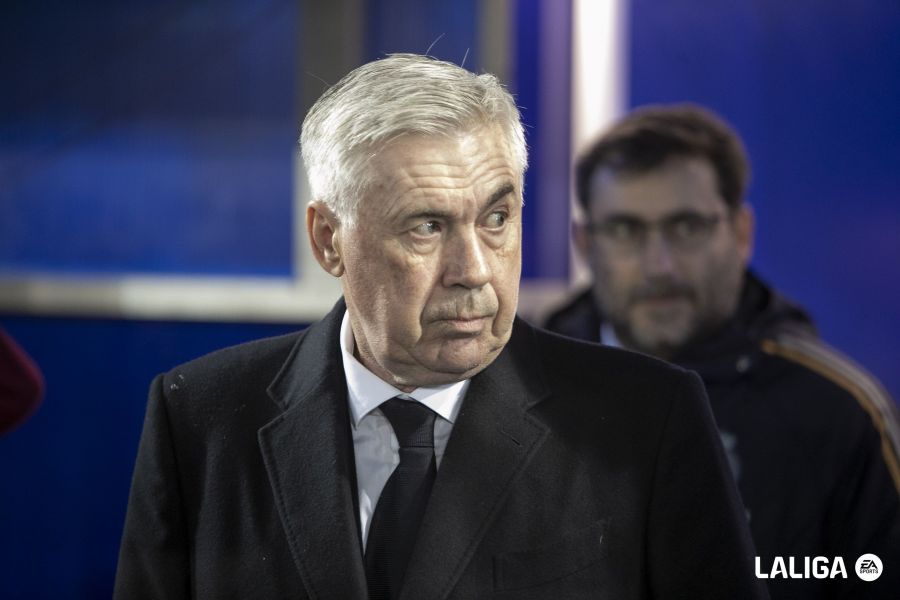 Carlo Ancelotti durante el Alavés-Real Madrid..