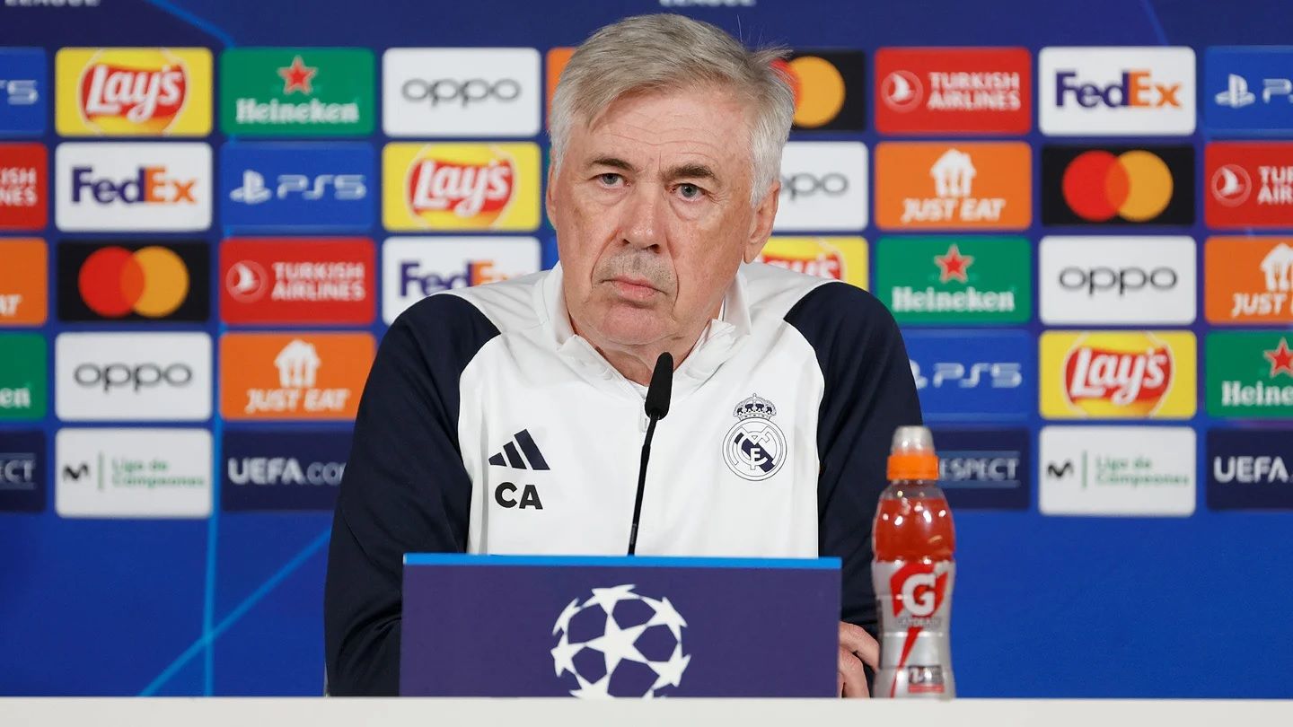  Carlo Ancelotti, en sala de prensa.