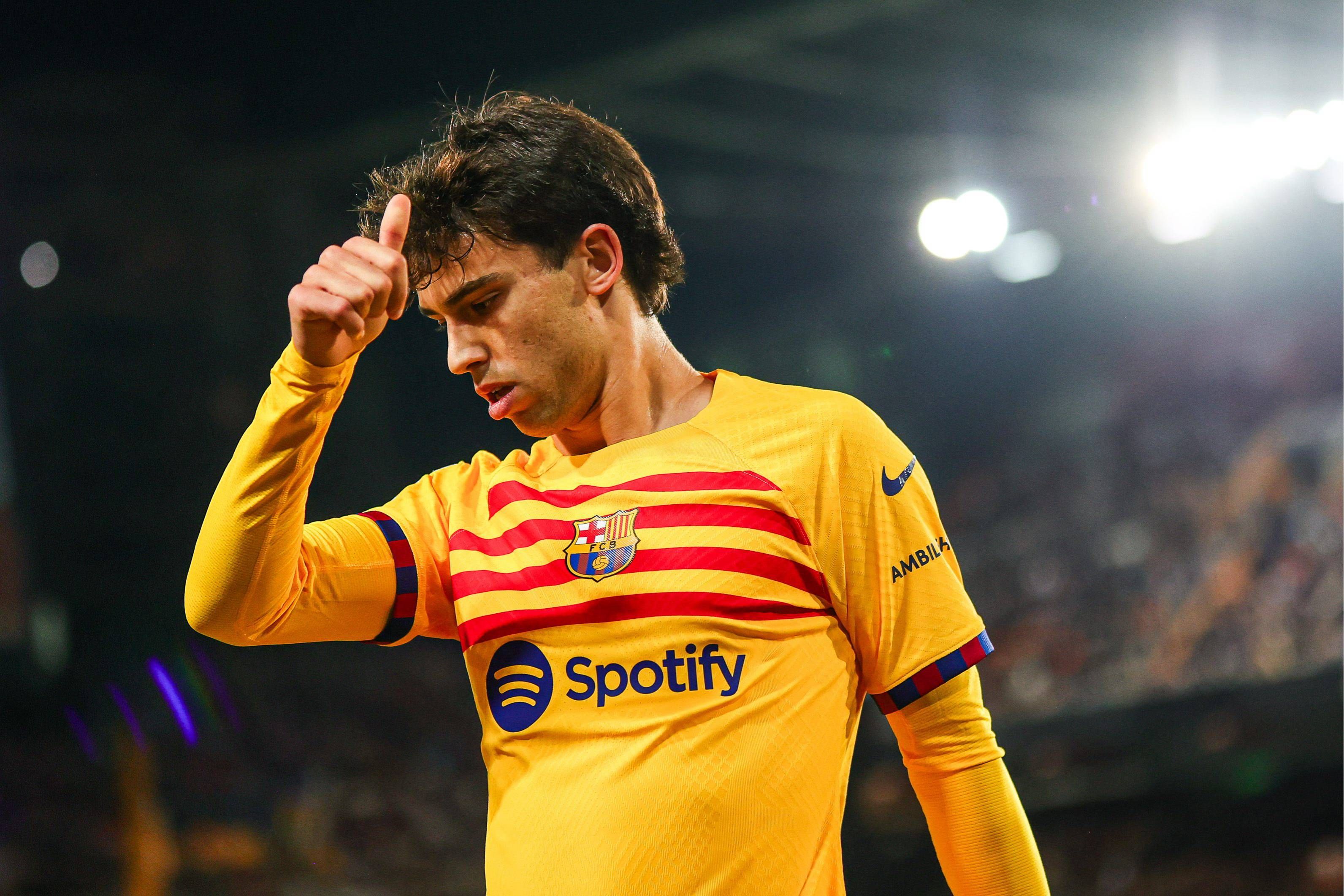 Joao Félix celebra su gol en el Valencia-Barcelona (FOTO: Cordón Press).