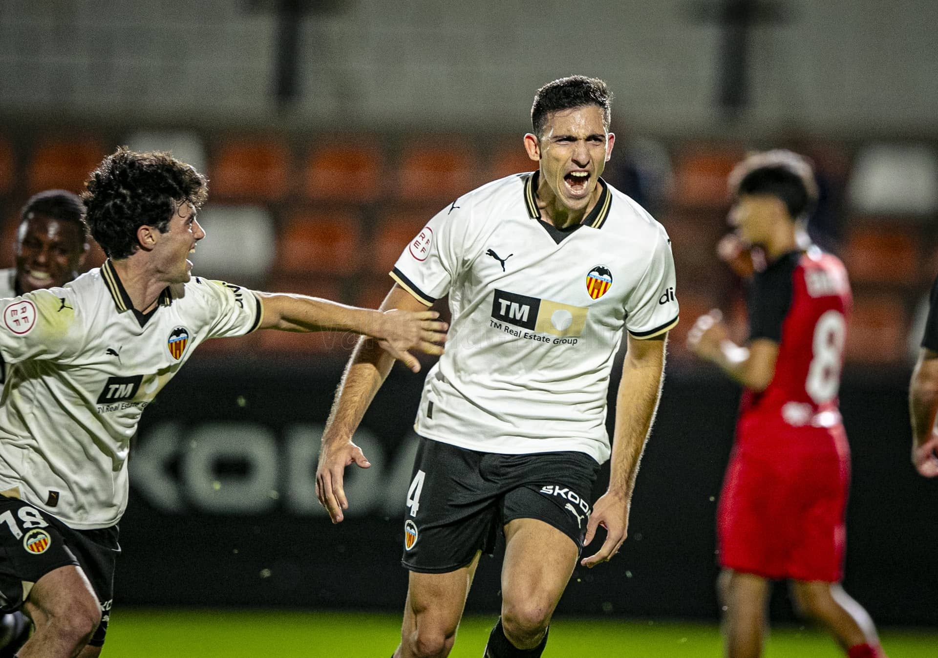 César Tárrega, un "gran tipo" que solo piensa en blanquinegro.