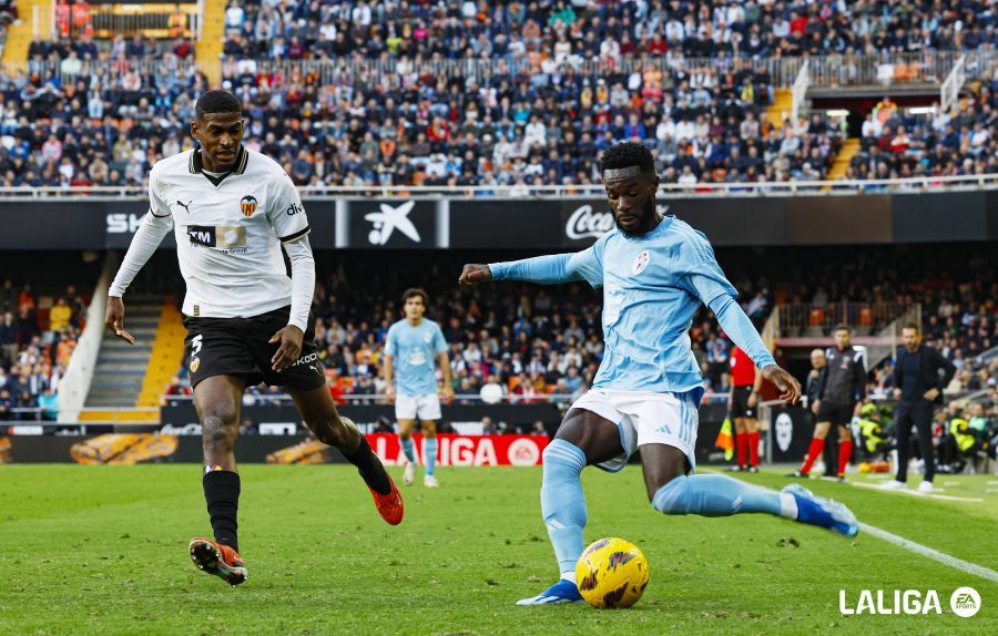 Christian Mosquera en el Valencia - Celta (Foto: LALIGA).