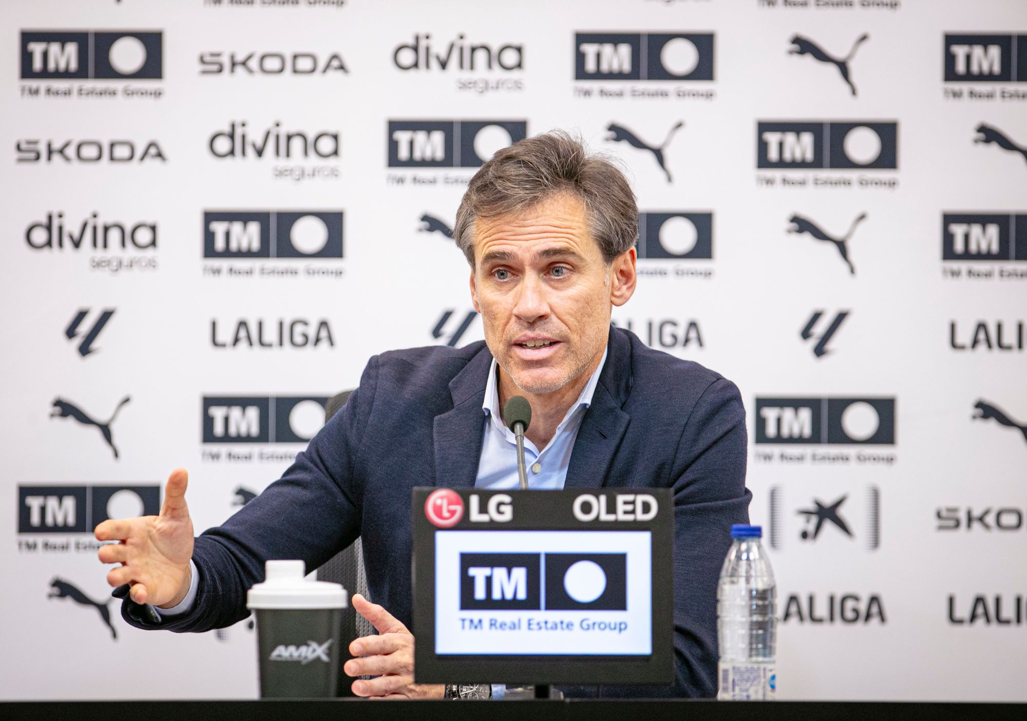 Corona ha recibido en las oficinas a Sergio Barila