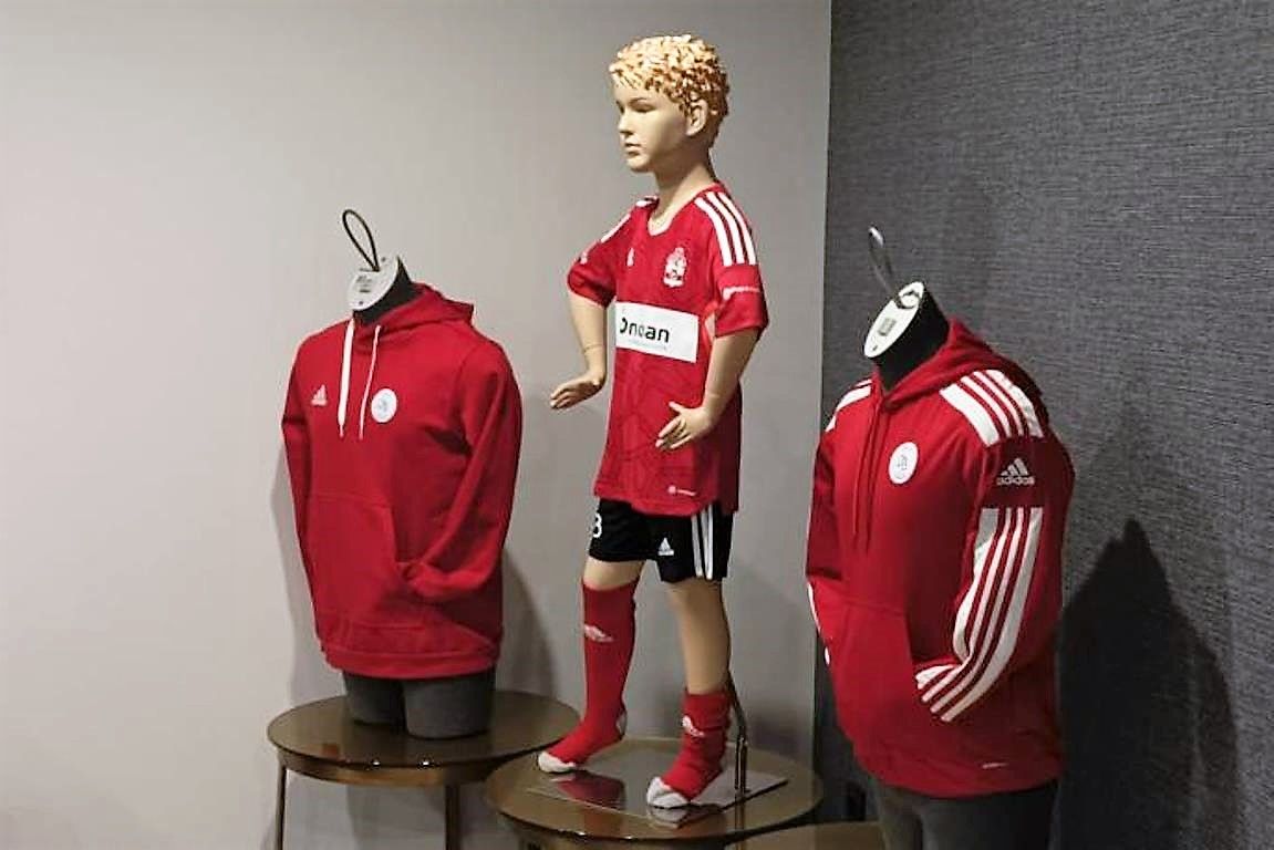  Merchandising del 50 Aniversario del club Danok Bat.