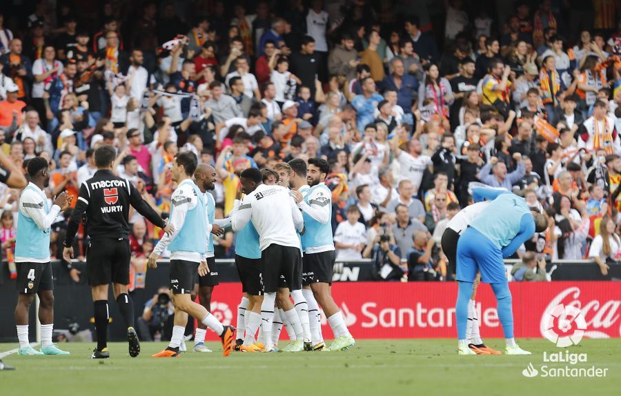  Celebración del gol de Diego López ante el Espanyol en Mestalla..