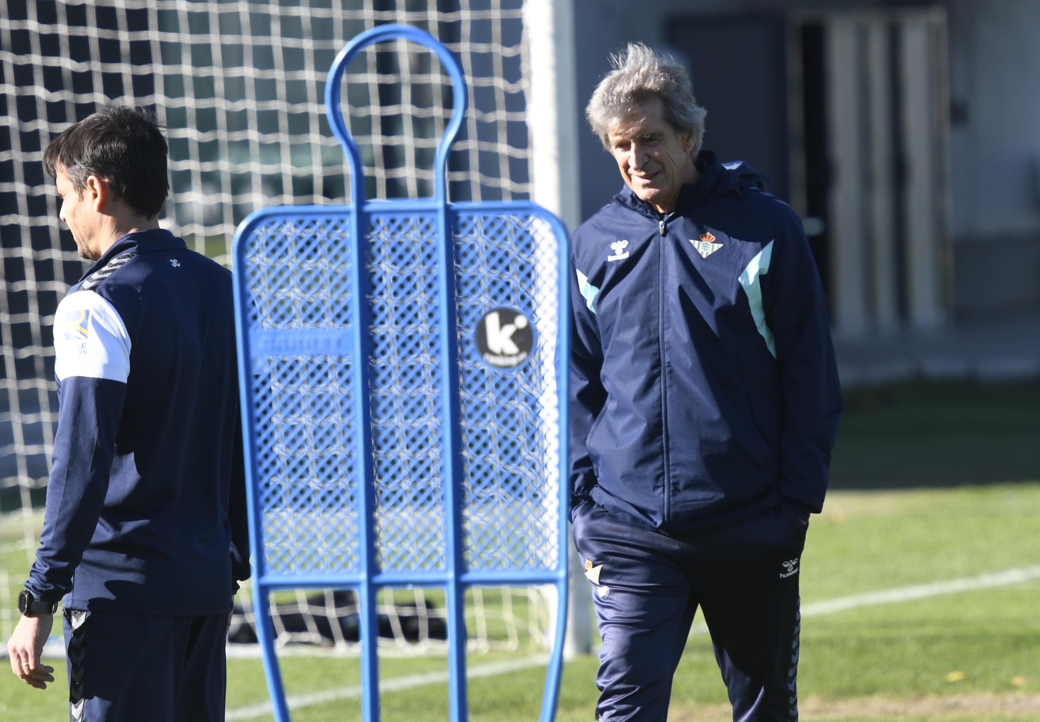  Manuel Pellegrini, entrenador del Real Betis (foto: Kiko Hurtado).